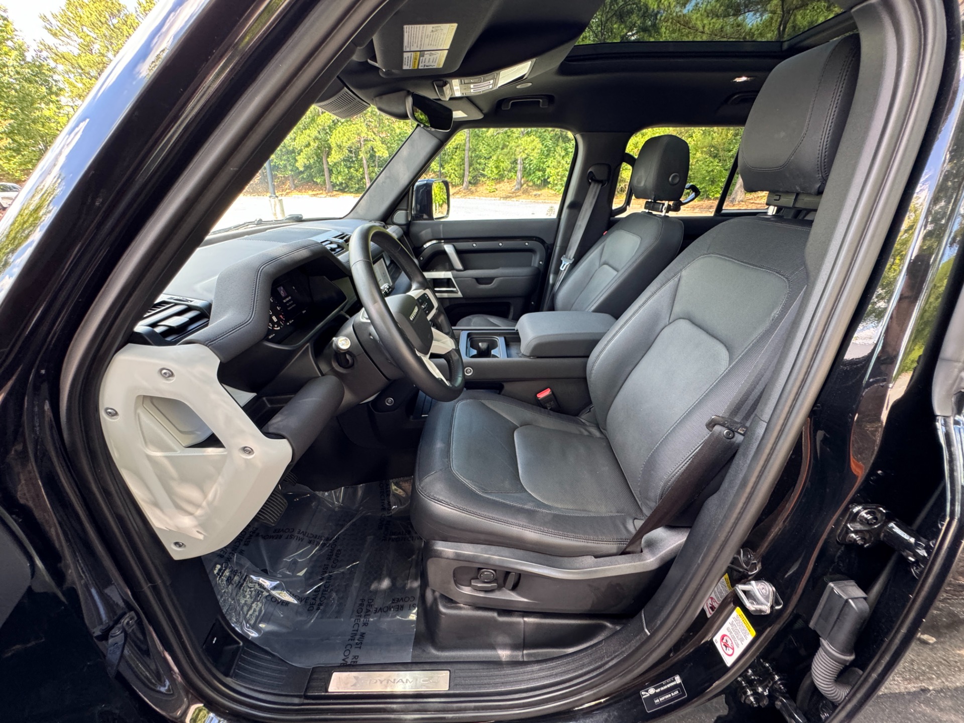 Used 2023 Land Rover Defender X-Dynamic SE for sale Sold at Formula Imports in Charlotte NC 28227 21