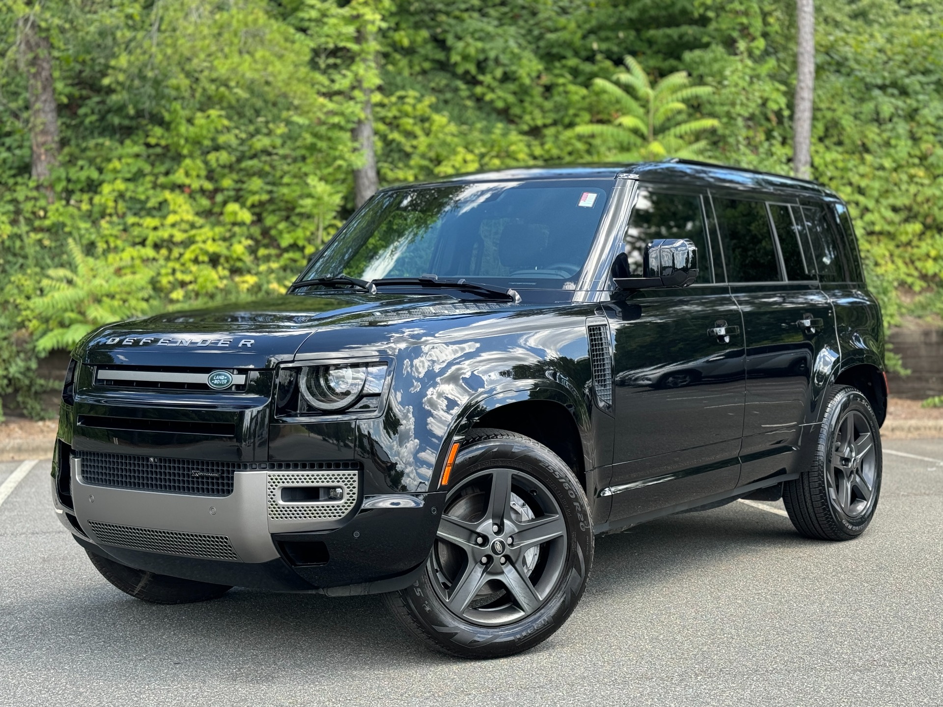 Used 2023 Land Rover Defender X-Dynamic SE for sale Sold at Formula Imports in Charlotte NC 28227 1