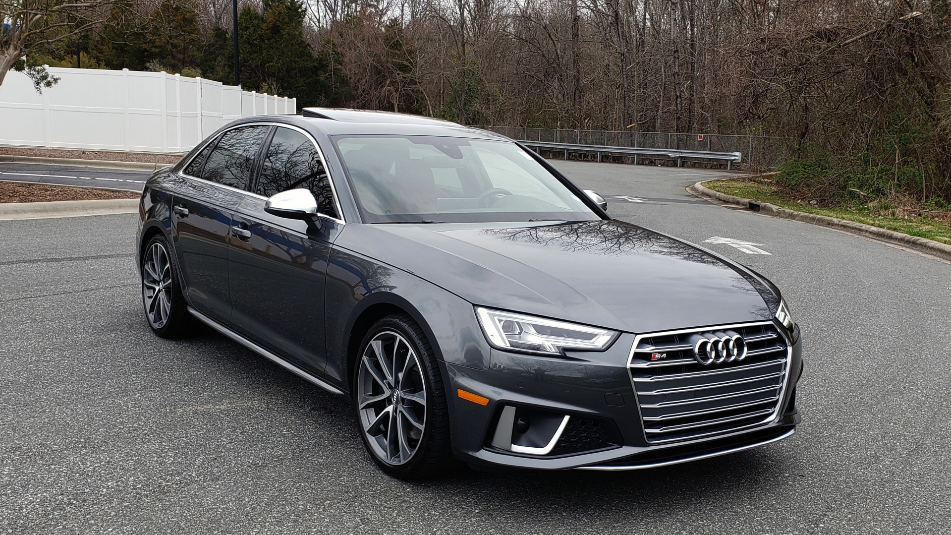 Used 2019 Audi S4 PREMIUM PLUS / AWD / NAV / SUNROOF / B&O SOUND / REARVIEW for sale Sold at Formula Imports in Charlotte NC 28227 4