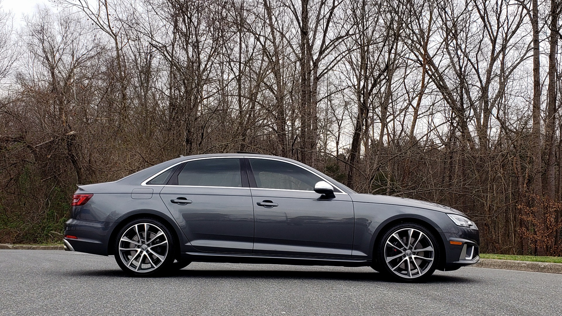 Used 2019 Audi S4 PREMIUM PLUS / AWD / NAV / SUNROOF / B&O SOUND / REARVIEW for sale Sold at Formula Imports in Charlotte NC 28227 5