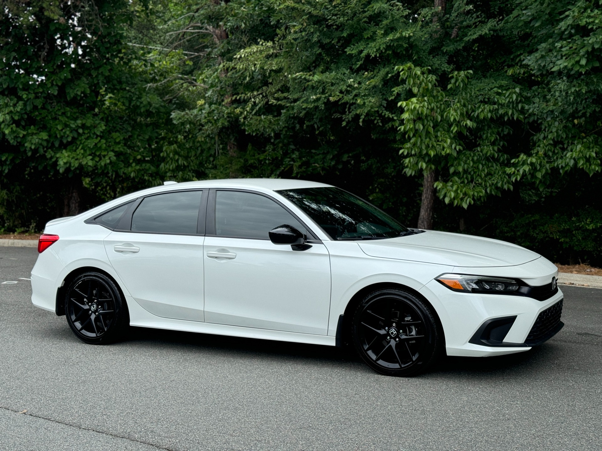 Used 2022 Honda Civic Sedan Sport for sale Sold at Formula Imports in Charlotte NC 28227 15