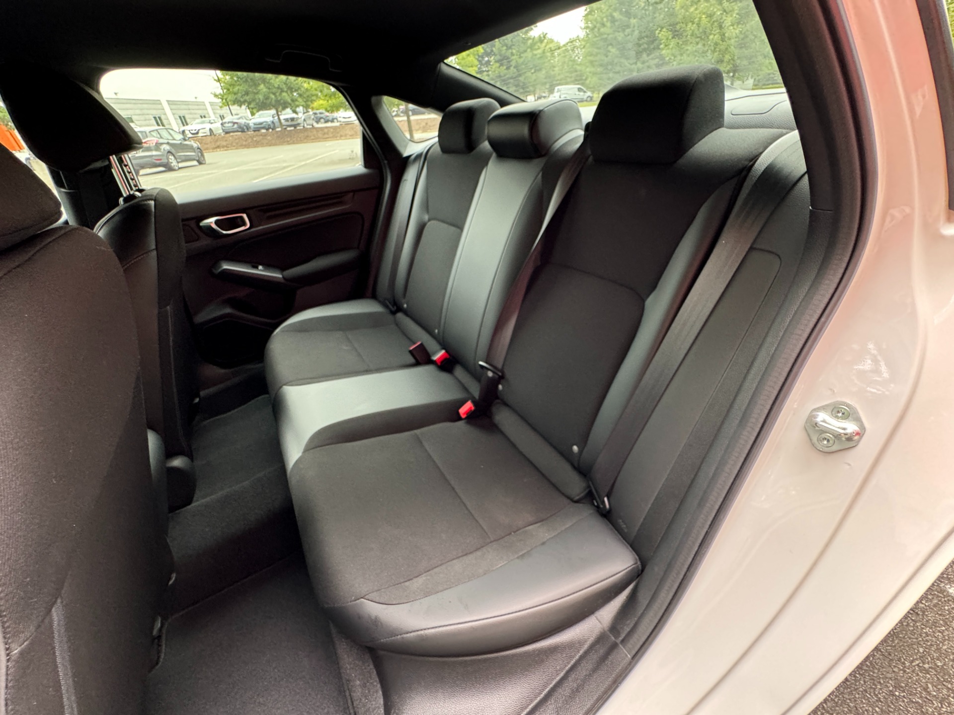 Used 2022 Honda Civic Sedan Sport for sale Sold at Formula Imports in Charlotte NC 28227 33