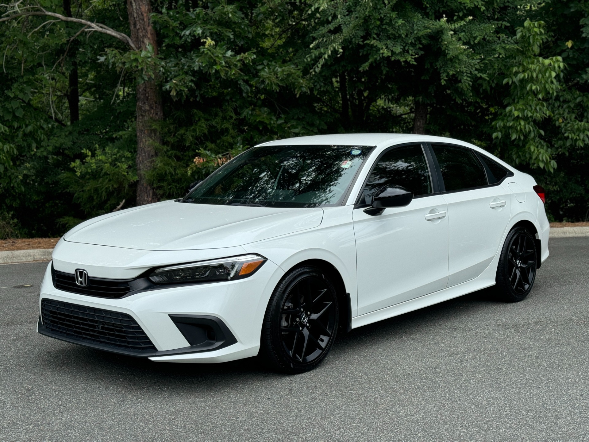 Used 2022 Honda Civic Sedan Sport for sale Sold at Formula Imports in Charlotte NC 28227 4