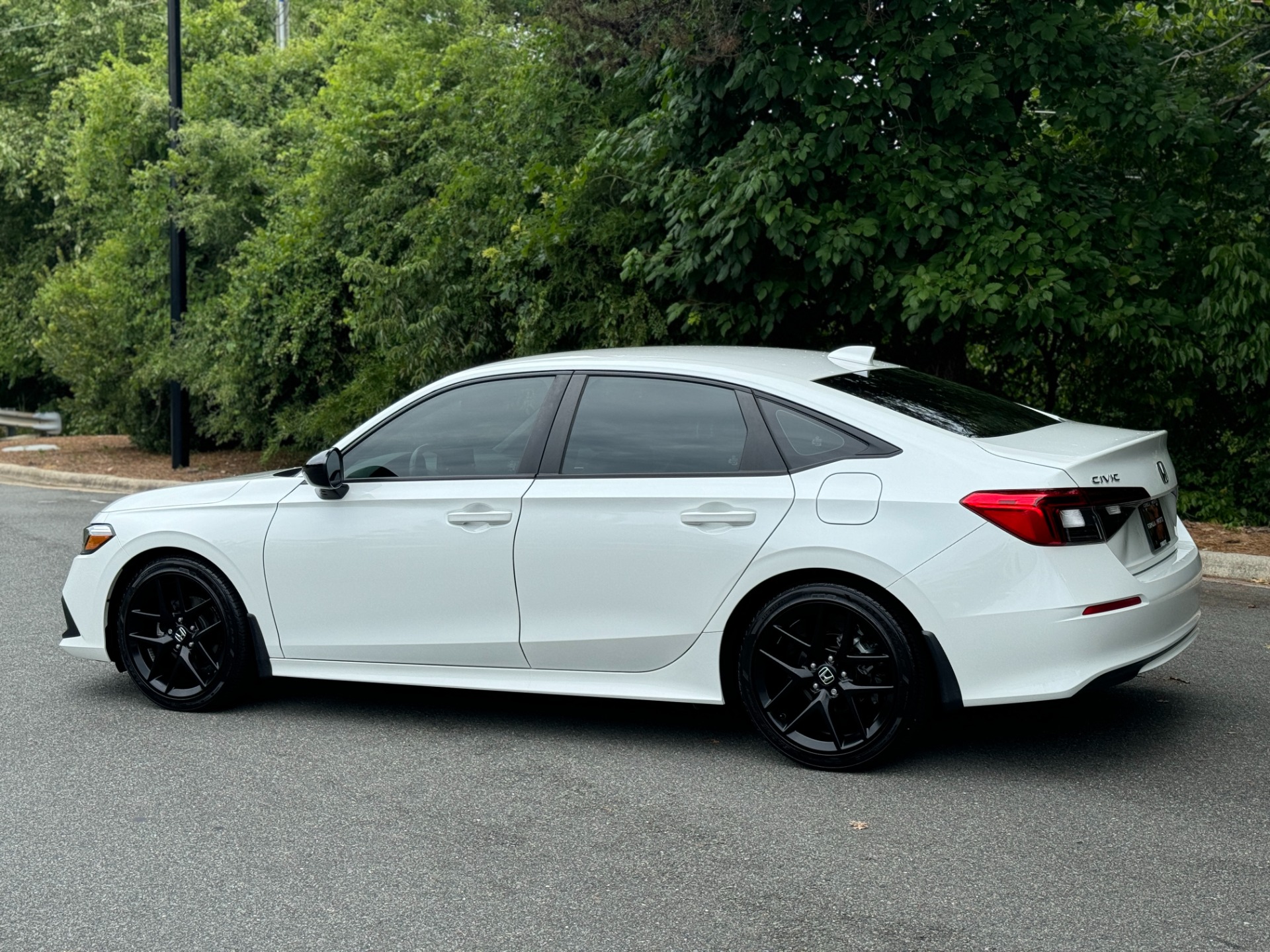 Used 2022 Honda Civic Sedan Sport for sale Sold at Formula Imports in Charlotte NC 28227 7