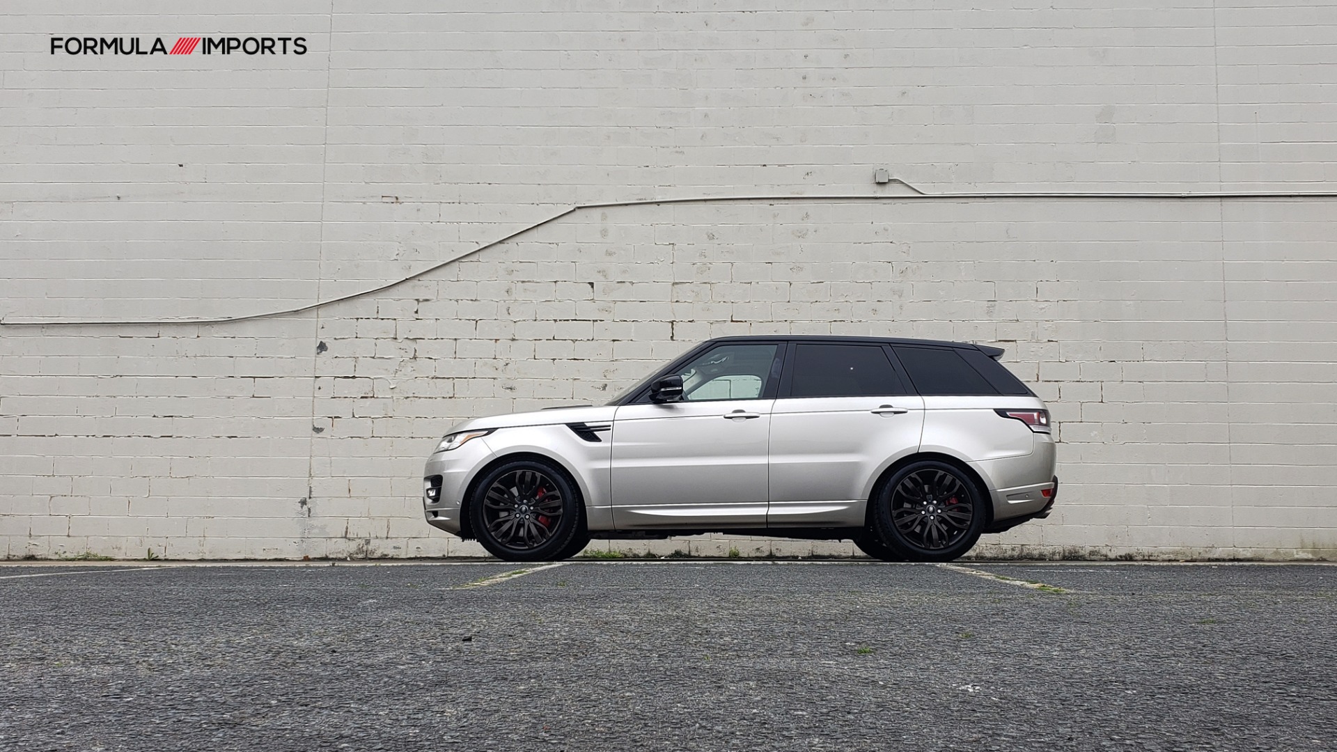 Used 2017 Land Rover RANGE ROVER SPORT HSE DYNAMIC / SC V6 / NAV / PANO-ROOF / REARVIEW for sale Sold at Formula Imports in Charlotte NC 28227 100