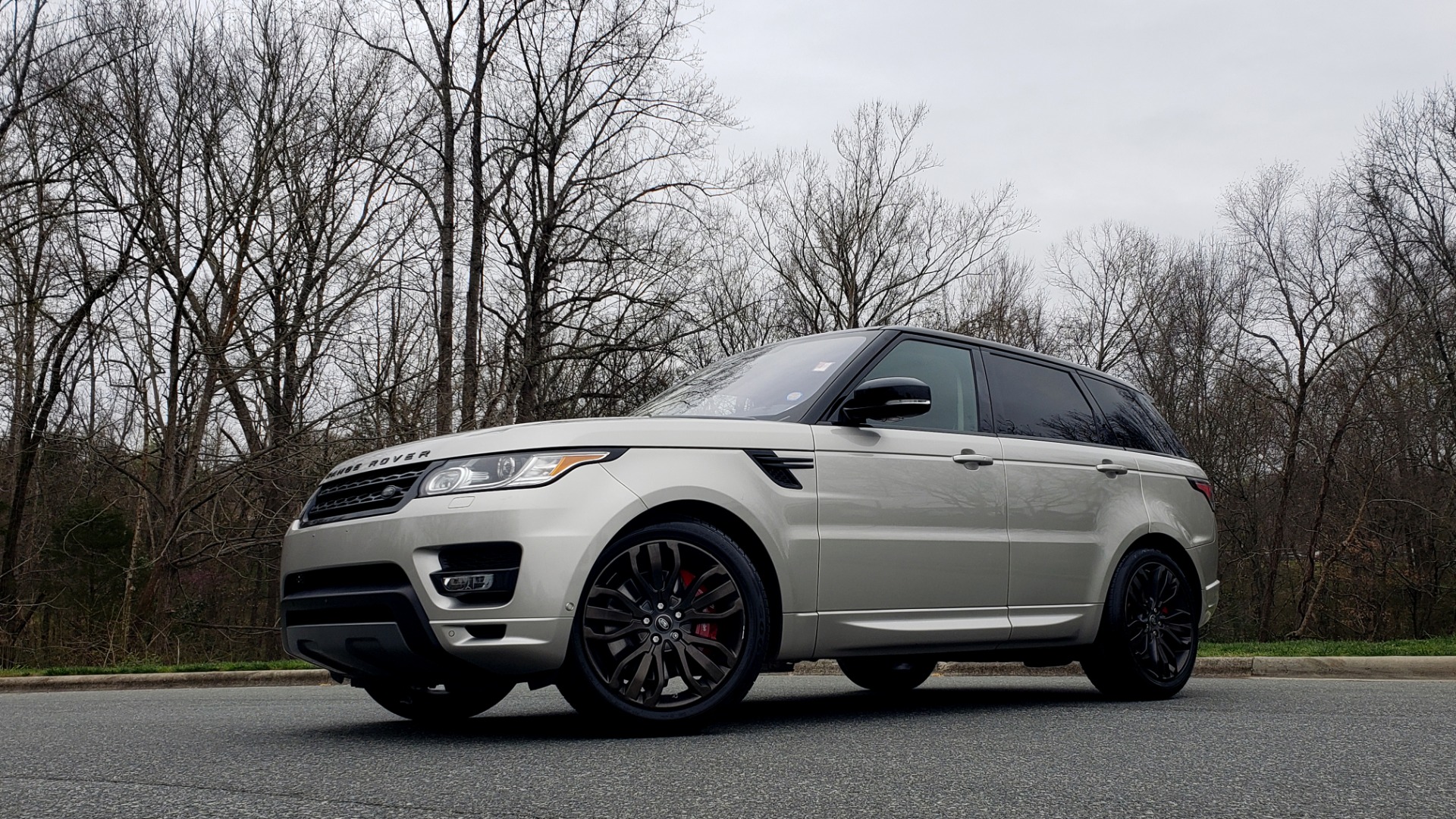 Used 2017 Land Rover RANGE ROVER SPORT HSE DYNAMIC / SC V6 / NAV / PANO-ROOF / REARVIEW for sale Sold at Formula Imports in Charlotte NC 28227 2