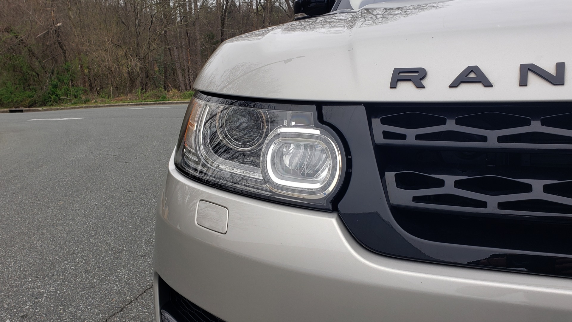 Used 2017 Land Rover RANGE ROVER SPORT HSE DYNAMIC / SC V6 / NAV / PANO-ROOF / REARVIEW for sale Sold at Formula Imports in Charlotte NC 28227 26