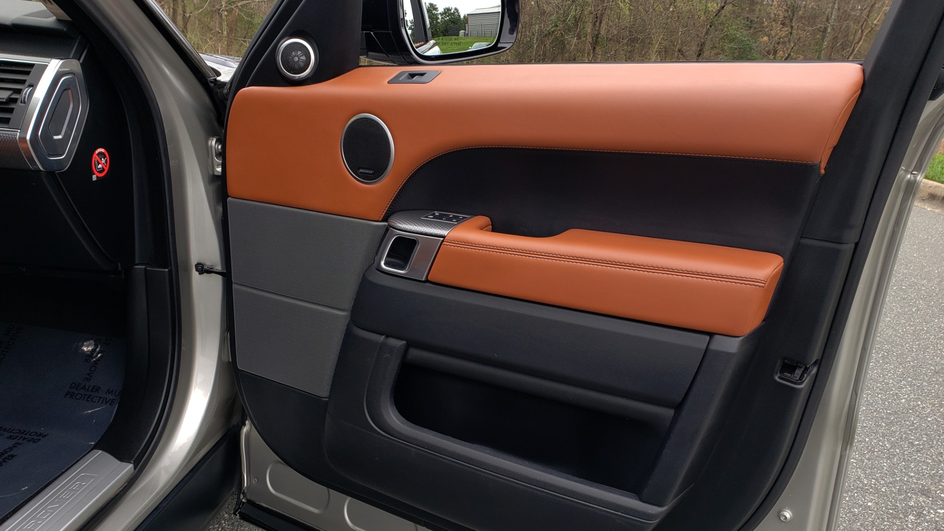 Used 2017 Land Rover RANGE ROVER SPORT HSE DYNAMIC / SC V6 / NAV / PANO-ROOF / REARVIEW for sale Sold at Formula Imports in Charlotte NC 28227 71