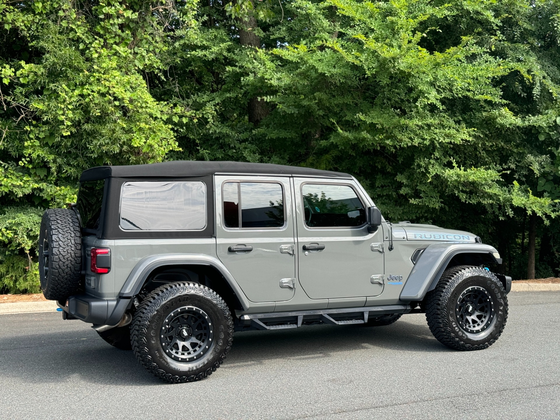 Used 2022 Jeep Wrangler 4xe Unlimited Rubicon TOW PKG / FOX SHOCKS / WARN WINCH / WHEELS & TIRES for sale Sold at Formula Imports in Charlotte NC 28227 13