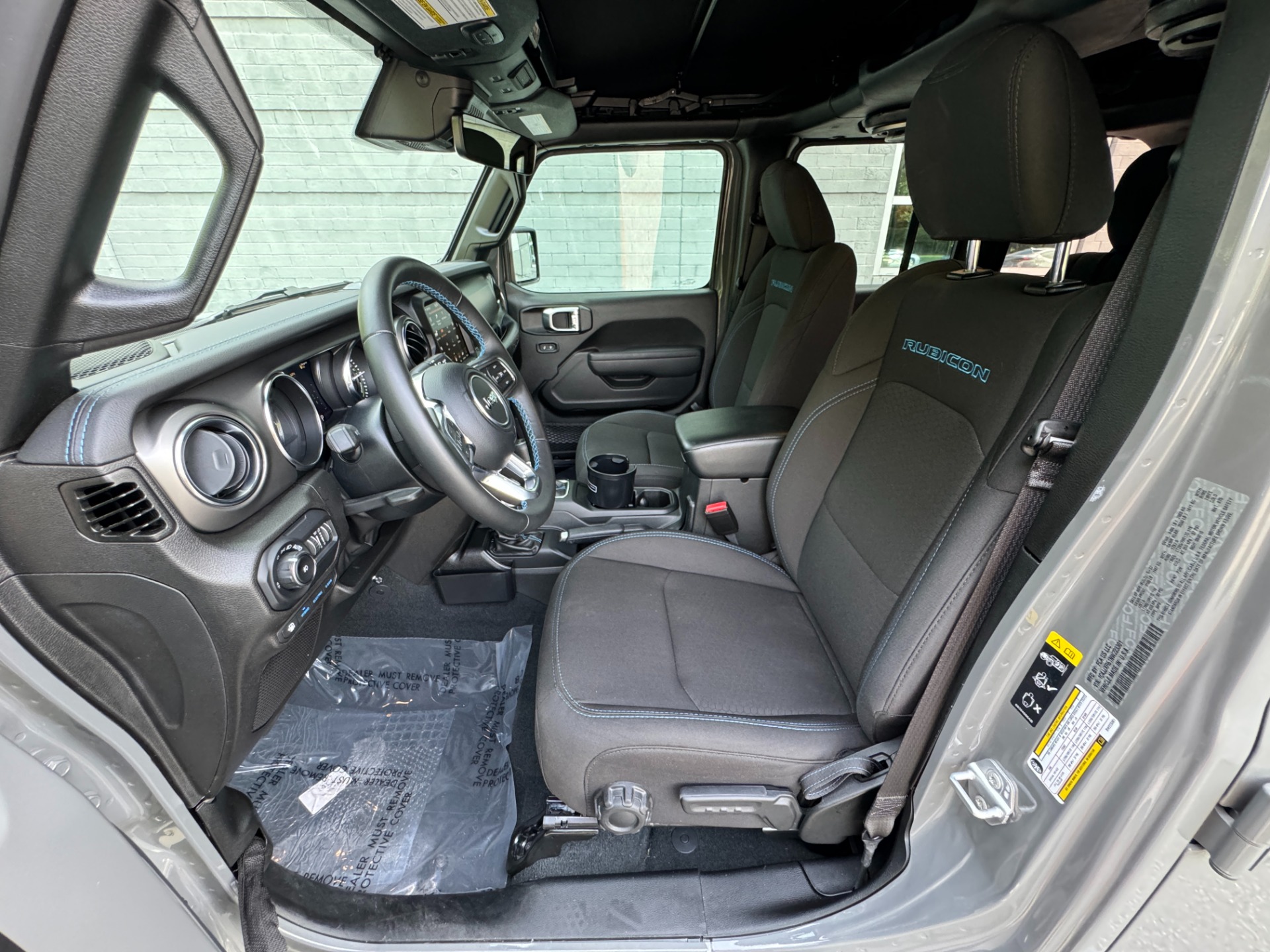 Used 2022 Jeep Wrangler 4xe Unlimited Rubicon TOW PKG / FOX SHOCKS / WARN WINCH / WHEELS & TIRES for sale Sold at Formula Imports in Charlotte NC 28227 25