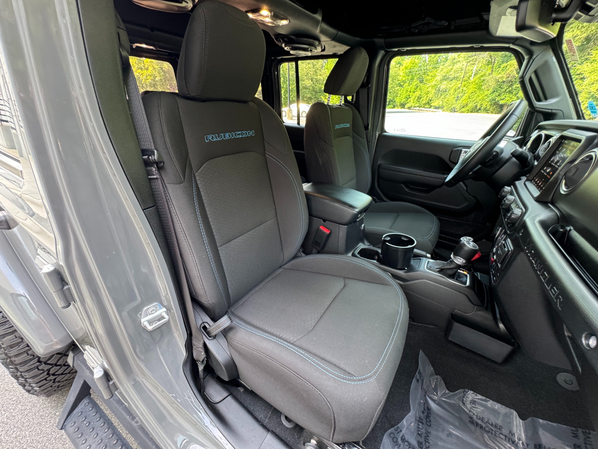 Used 2022 Jeep Wrangler 4xe Unlimited Rubicon TOW PKG / FOX SHOCKS / WARN WINCH / WHEELS & TIRES for sale Sold at Formula Imports in Charlotte NC 28227 45