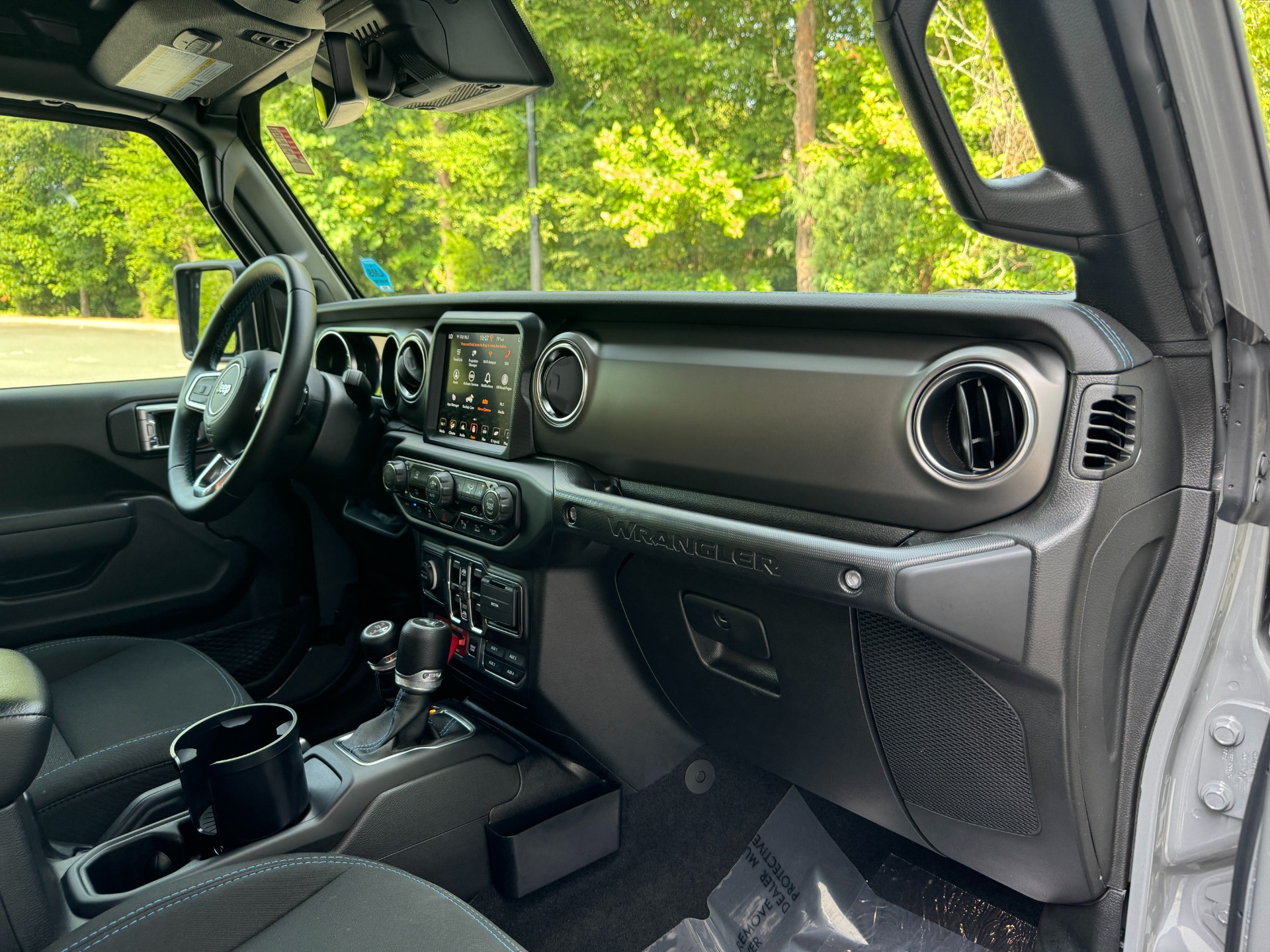 Used 2022 Jeep Wrangler 4xe Unlimited Rubicon TOW PKG / FOX SHOCKS / WARN WINCH / WHEELS & TIRES for sale Sold at Formula Imports in Charlotte NC 28227 48