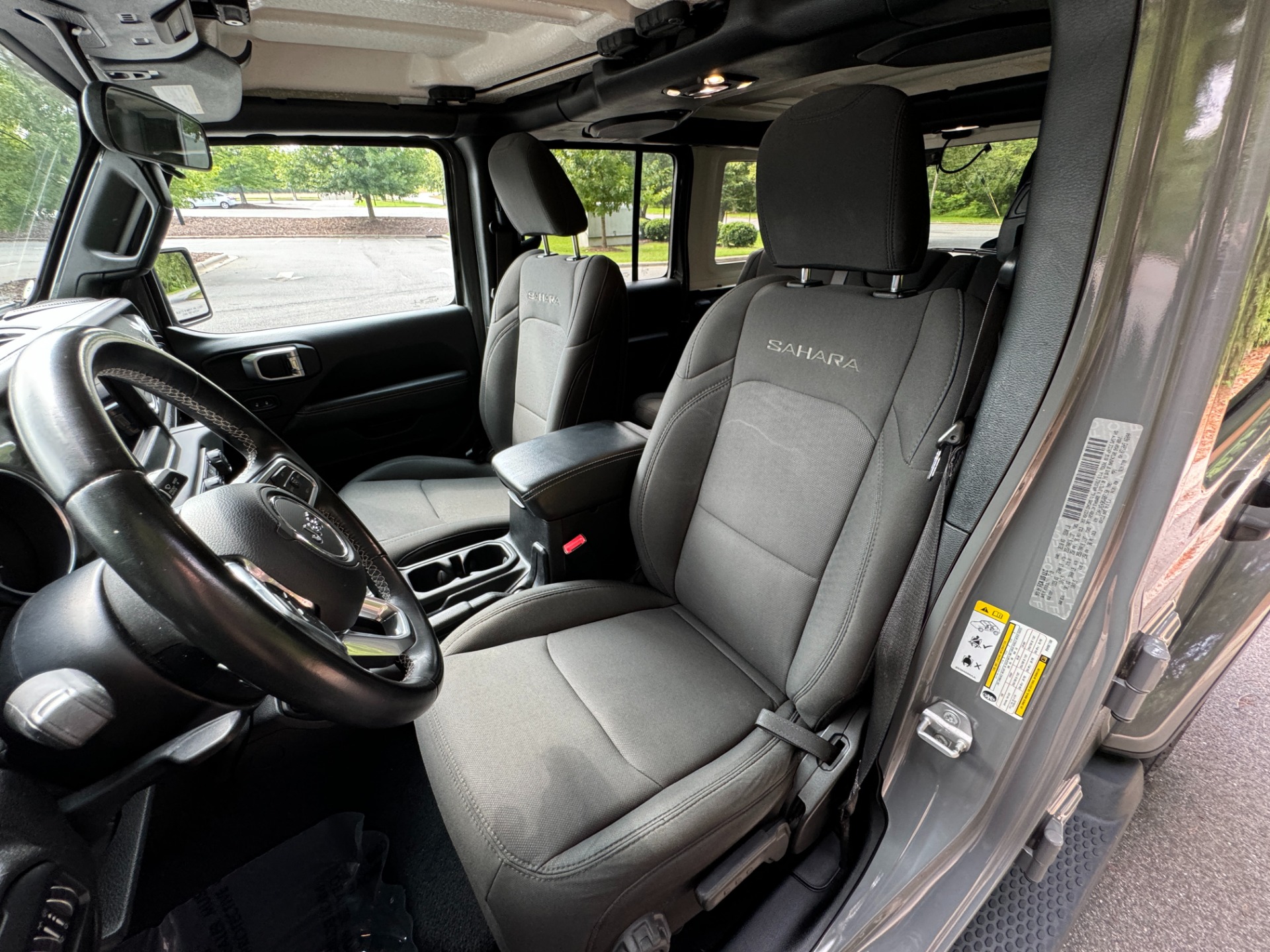 Used 2019 Jeep Wrangler Unlimited Sahara ALL TERRAIN TIRES / HARD TOP / REMOTE START for sale Sold at Formula Imports in Charlotte NC 28227 21