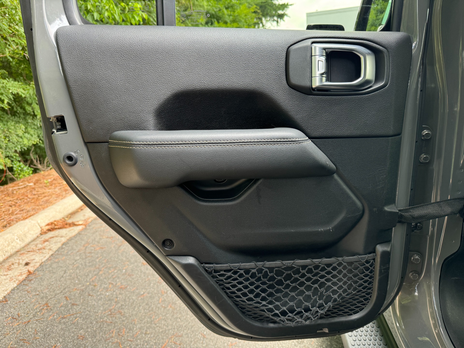 Used 2019 Jeep Wrangler Unlimited Sahara ALL TERRAIN TIRES / HARD TOP / REMOTE START for sale Sold at Formula Imports in Charlotte NC 28227 35