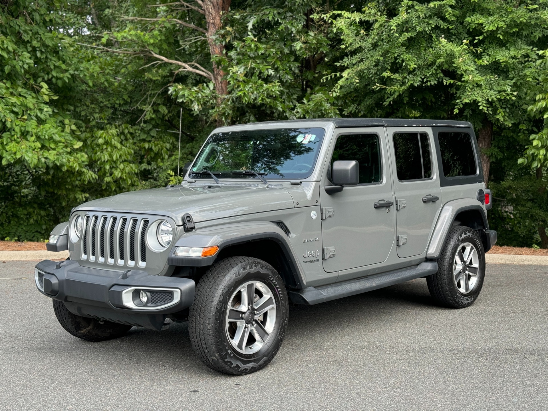 Used 2019 Jeep Wrangler Unlimited Sahara ALL TERRAIN TIRES / HARD TOP / REMOTE START for sale Sold at Formula Imports in Charlotte NC 28227 4
