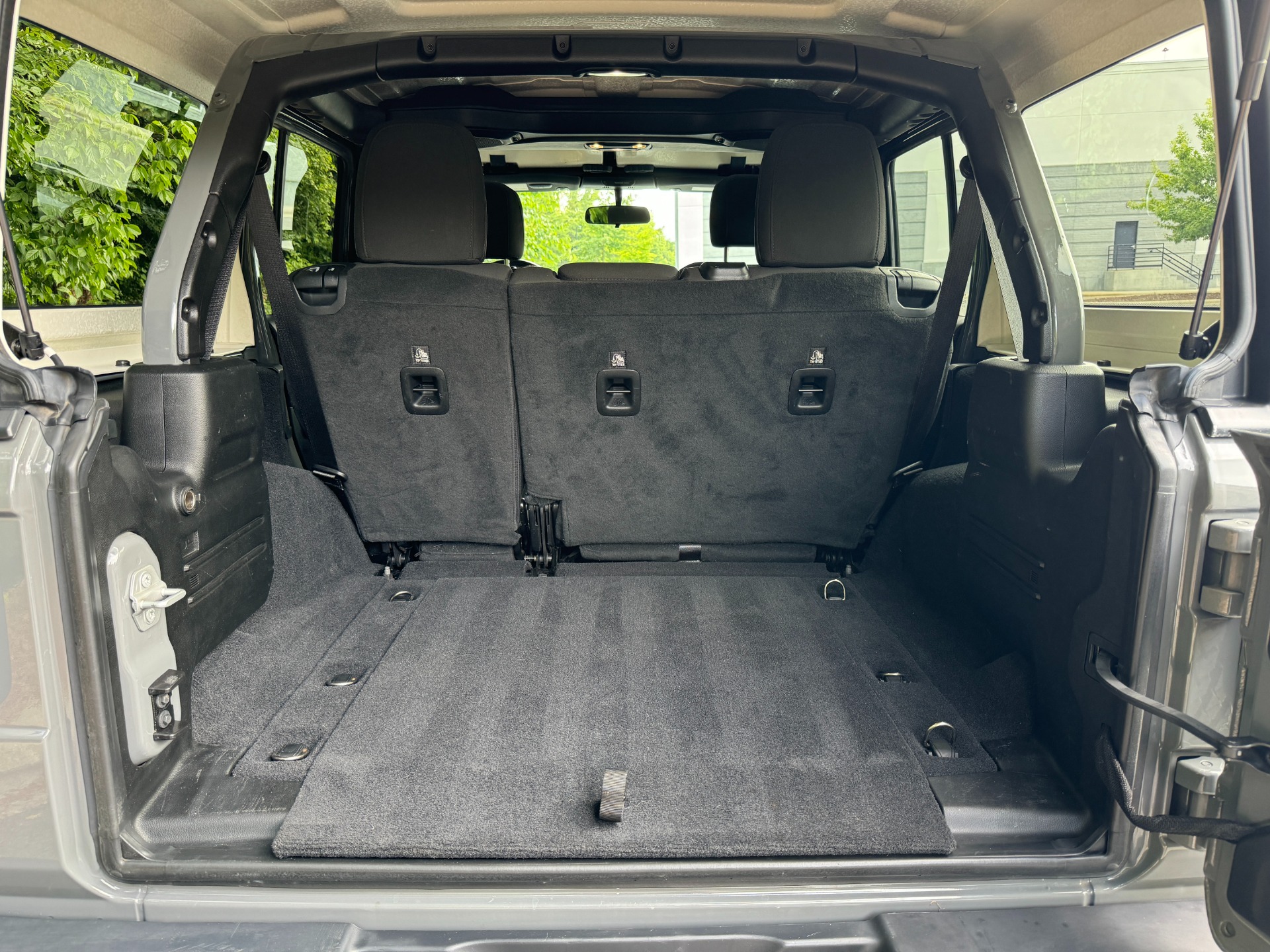 Used 2019 Jeep Wrangler Unlimited Sahara ALL TERRAIN TIRES / HARD TOP / REMOTE START for sale Sold at Formula Imports in Charlotte NC 28227 53
