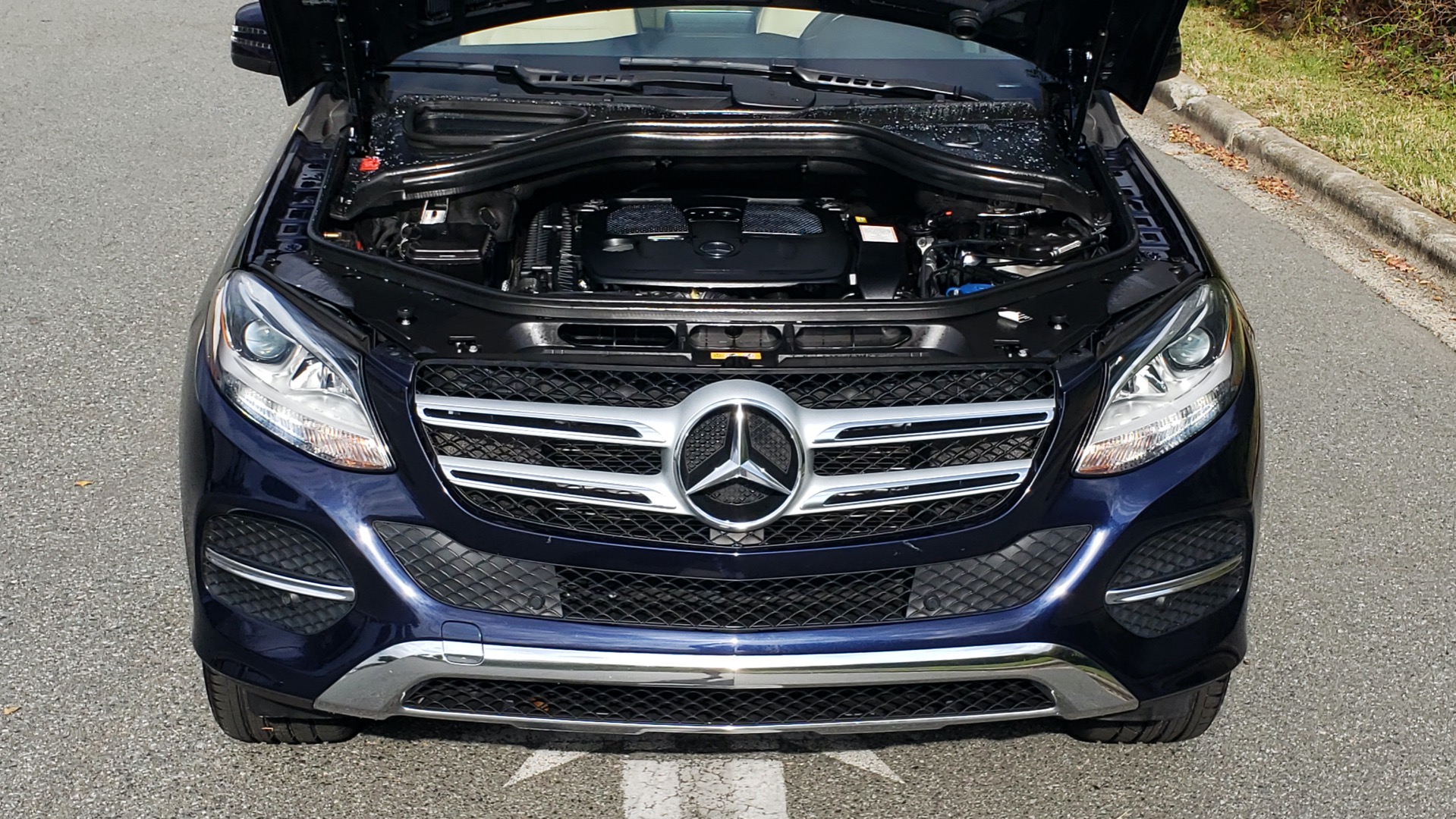 Used 2016 Mercedes-Benz GLE 350 PREMIUM / NAV / SUNROOF / BACK-UP CAMERA / LANE TRACKING for sale Sold at Formula Imports in Charlotte NC 28227 15