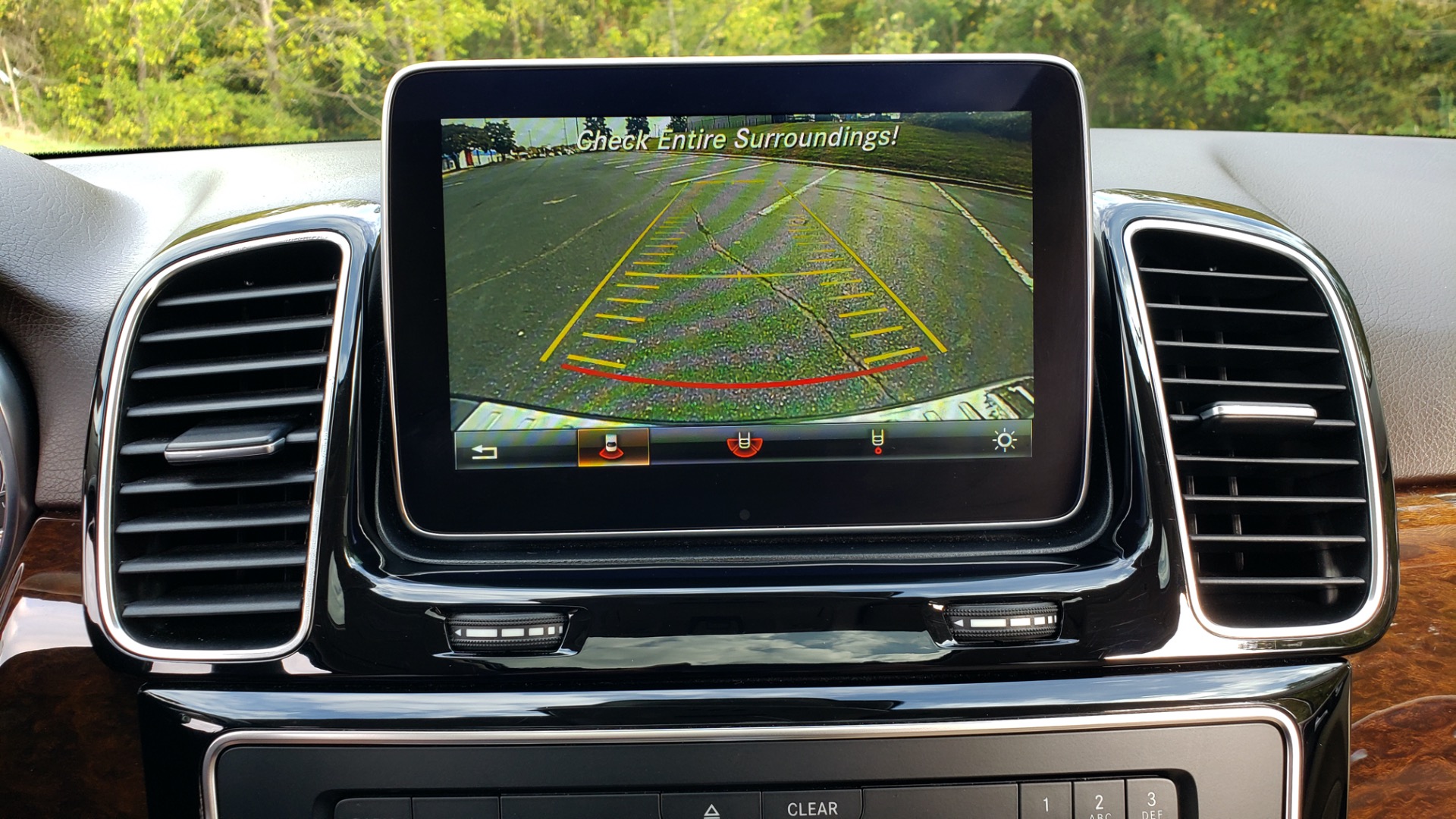 Used 2016 Mercedes-Benz GLE 350 PREMIUM / NAV / SUNROOF / BACK-UP CAMERA / LANE TRACKING for sale Sold at Formula Imports in Charlotte NC 28227 53