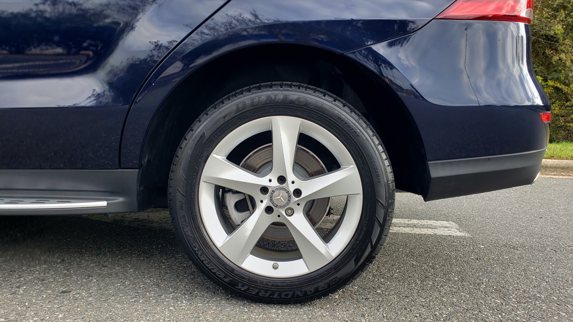 Used 2016 Mercedes-Benz GLE 350 PREMIUM / NAV / SUNROOF / BACK-UP CAMERA / LANE TRACKING for sale Sold at Formula Imports in Charlotte NC 28227 7