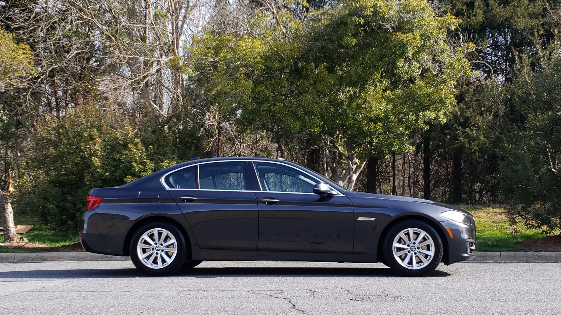 Used 2016 BMW 5 SERIES 528I XDRIVE PREMIUM / CLD WTHR / NAV / SUNROOF / REARVIEW for sale Sold at Formula Imports in Charlotte NC 28227 5