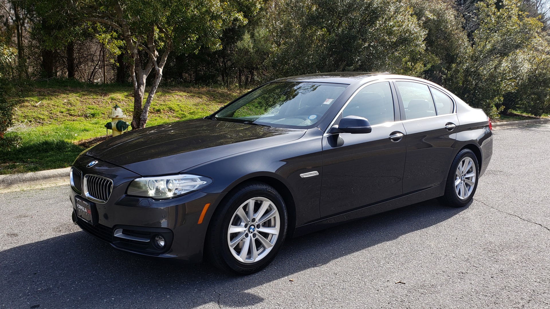 Used 2016 BMW 5 SERIES 528I XDRIVE PREMIUM / CLD WTHR / NAV / SUNROOF / REARVIEW for sale Sold at Formula Imports in Charlotte NC 28227 1