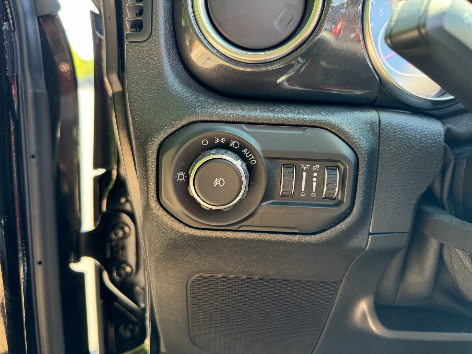 Used 2021 Jeep Wrangler Unlimited Rubicon 392 392 HEMI / TOW PKG / ONE-TOUCH POWER TOP for sale Sold at Formula Imports in Charlotte NC 28227 40