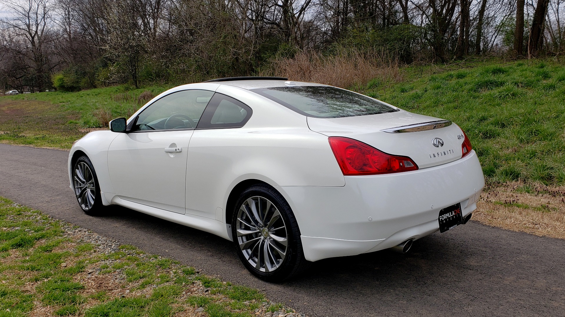 Used 2012 INFINITI G37 Coupe X AWD PREMIUM SPORT PKG / NAV / SUNROOF / REARVIEW for sale Sold at Formula Imports in Charlotte NC 28227 3