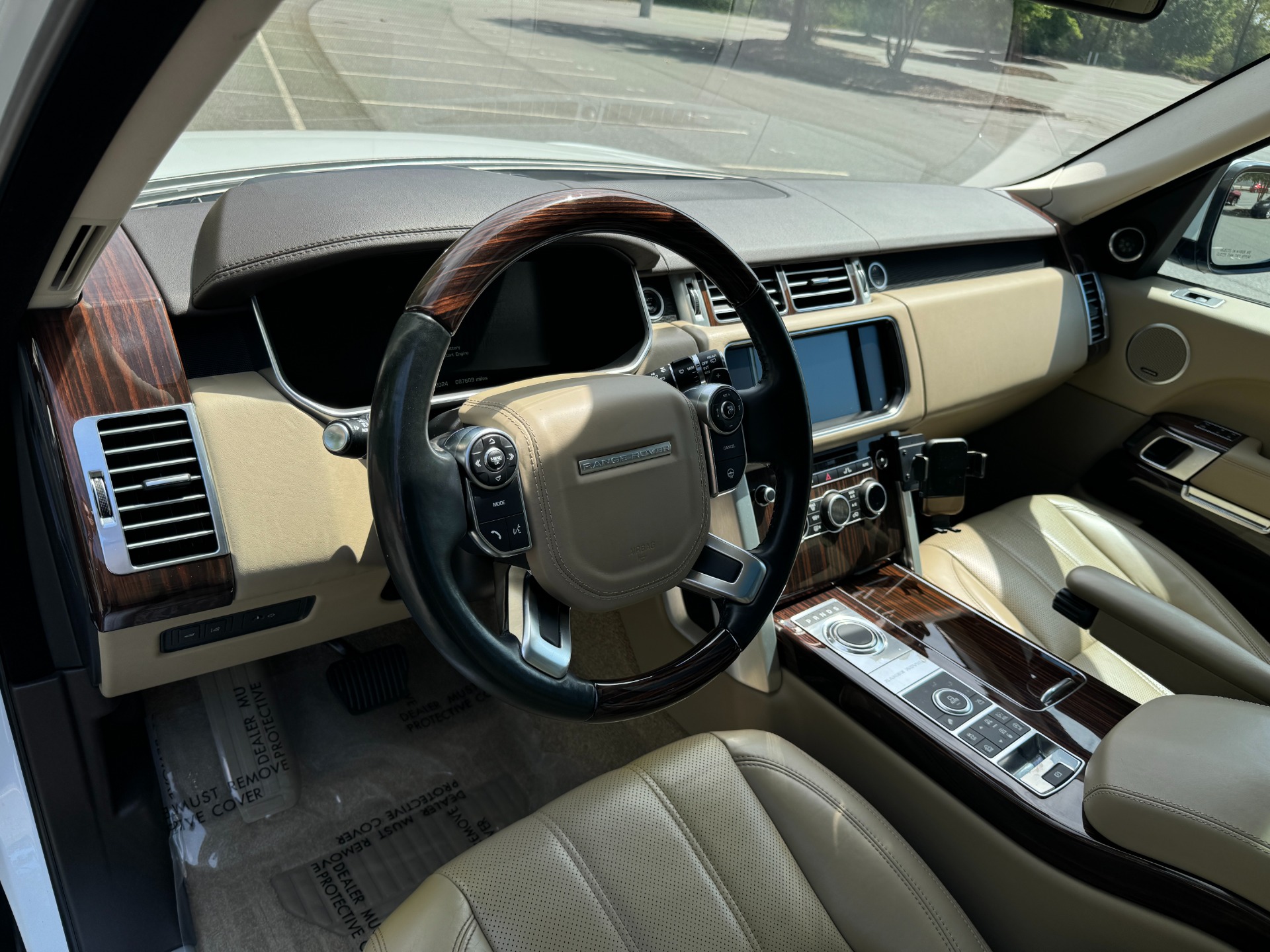 Used 2016 Land Rover Range Rover HSE HSE for sale Sold at Formula Imports in Charlotte NC 28227 23