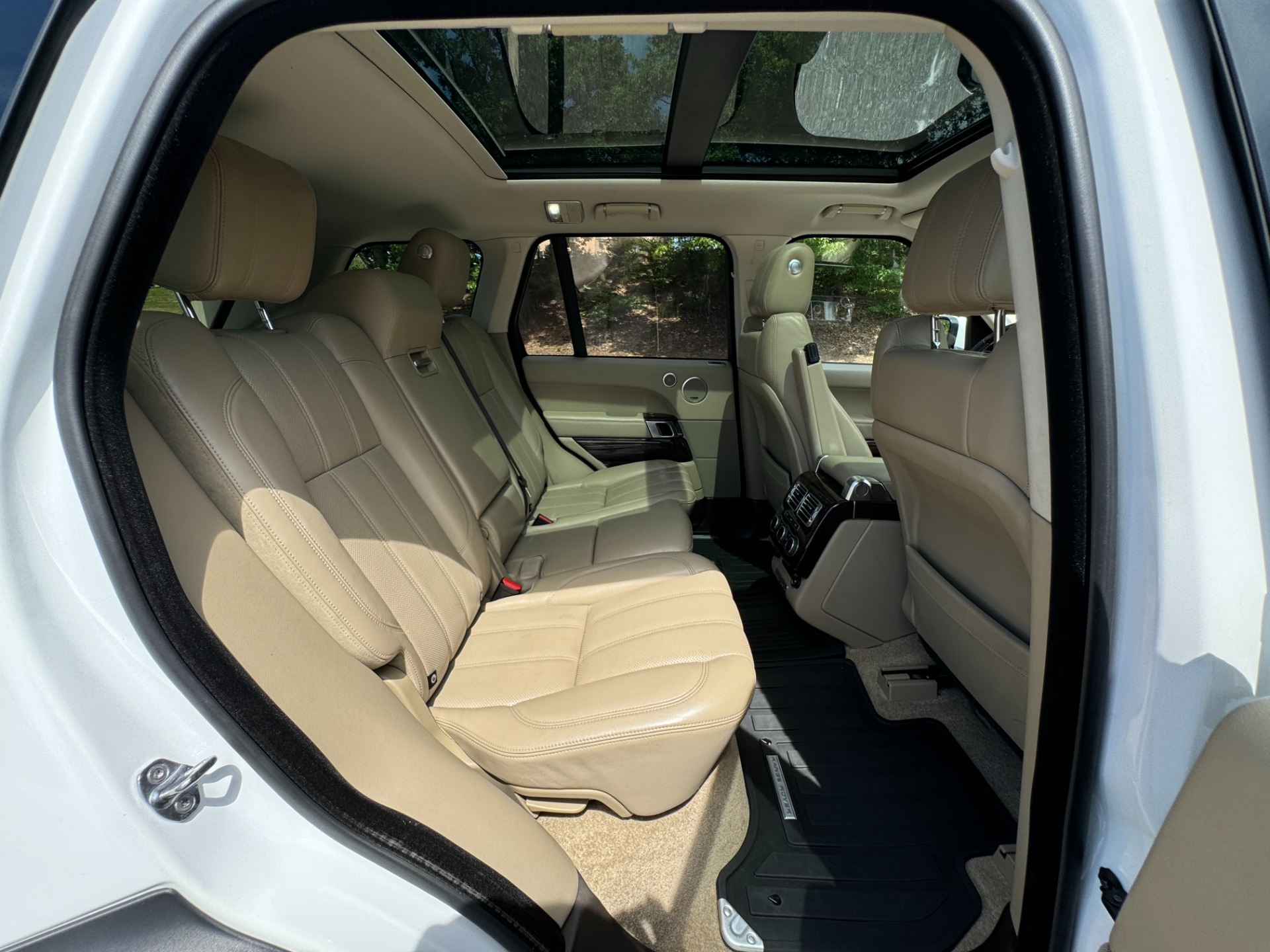 Used 2016 Land Rover Range Rover HSE HSE for sale Sold at Formula Imports in Charlotte NC 28227 50