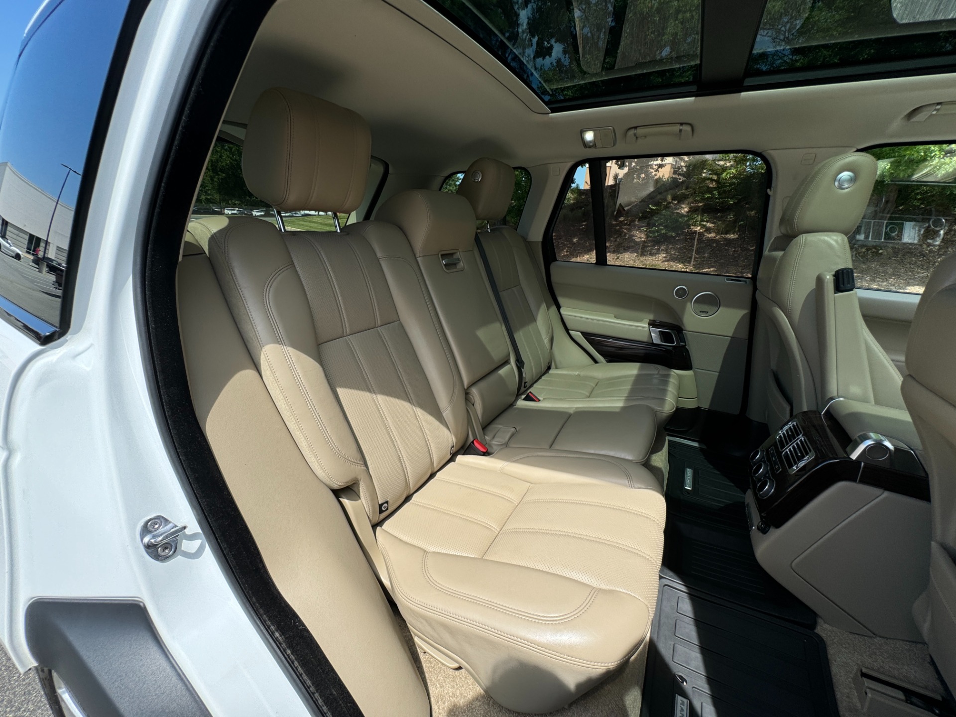 Used 2016 Land Rover Range Rover HSE HSE for sale Sold at Formula Imports in Charlotte NC 28227 51