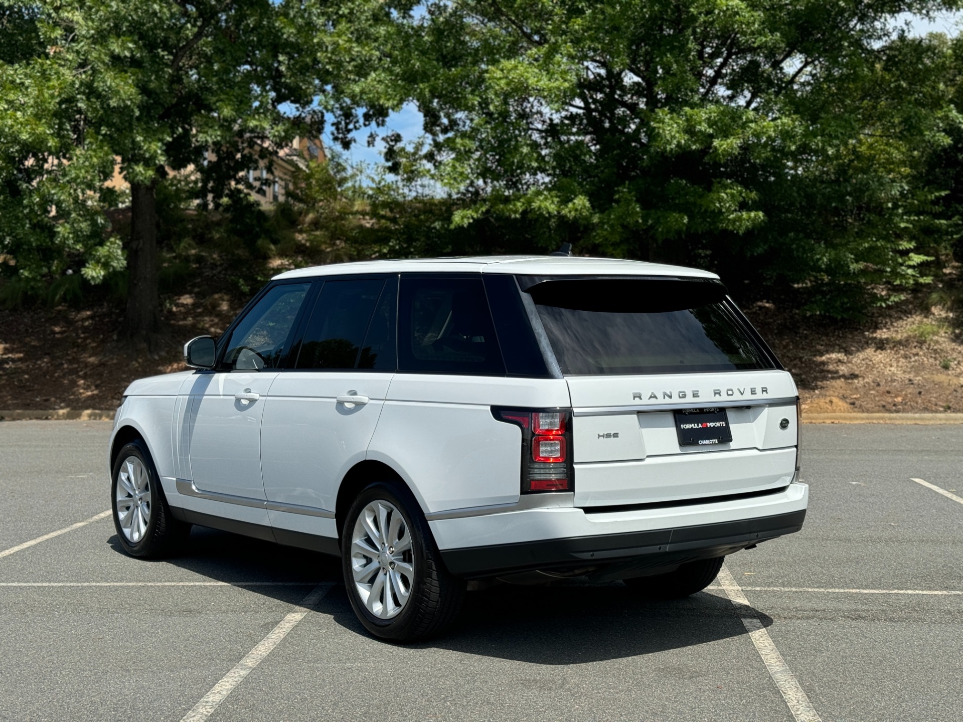 Used 2016 Land Rover Range Rover HSE HSE for sale Sold at Formula Imports in Charlotte NC 28227 8