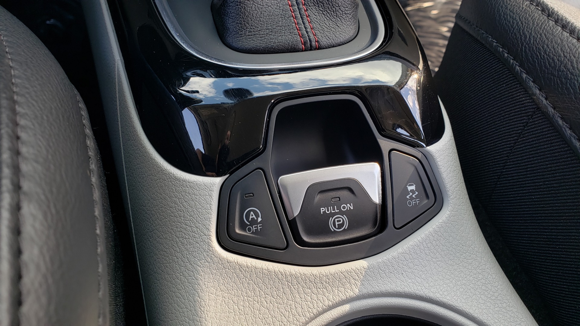 Used 2019 Jeep COMPASS LIMITED FWD / SUNROOF / BLIND SPOT / PARK SENSE for sale Sold at Formula Imports in Charlotte NC 28227 52