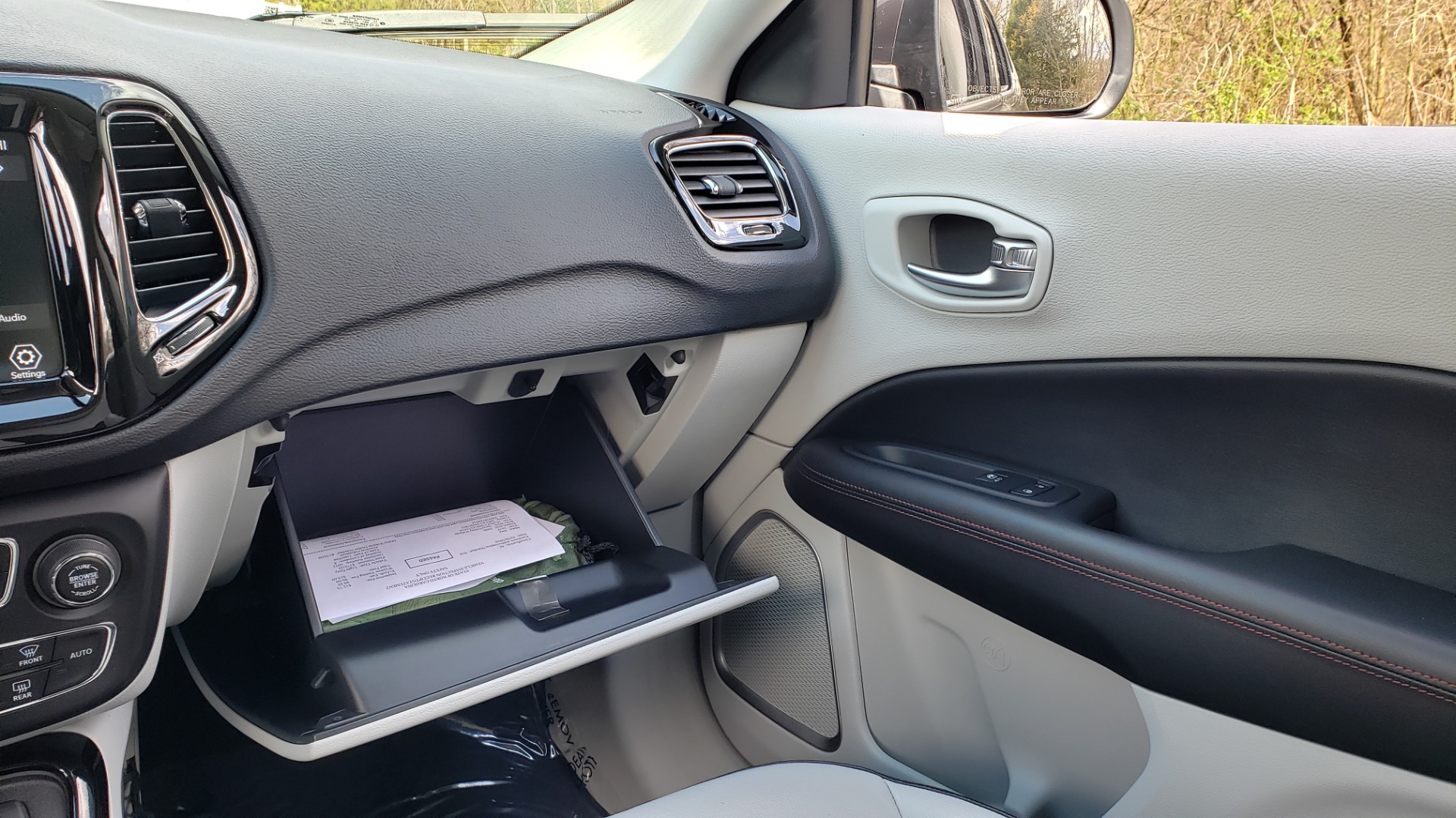 Used 2019 Jeep COMPASS LIMITED FWD / SUNROOF / BLIND SPOT / PARK SENSE for sale Sold at Formula Imports in Charlotte NC 28227 53