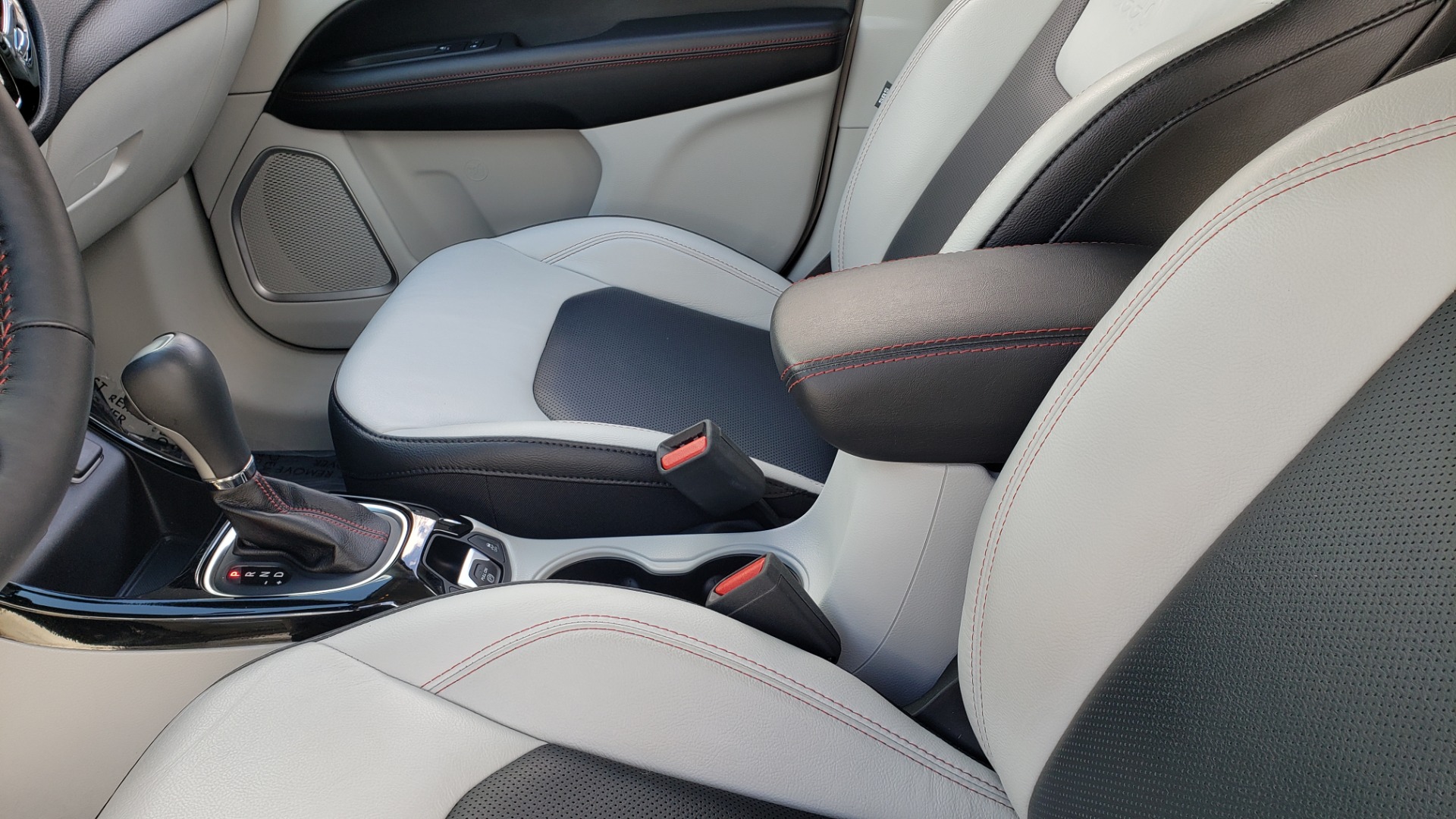 Used 2019 Jeep COMPASS LIMITED FWD / SUNROOF / BLIND SPOT / PARK SENSE for sale Sold at Formula Imports in Charlotte NC 28227 60