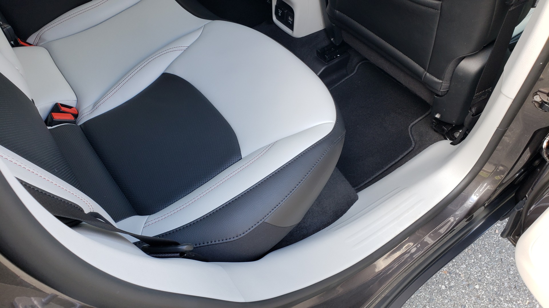 Used 2019 Jeep COMPASS LIMITED FWD / SUNROOF / BLIND SPOT / PARK SENSE for sale Sold at Formula Imports in Charlotte NC 28227 73