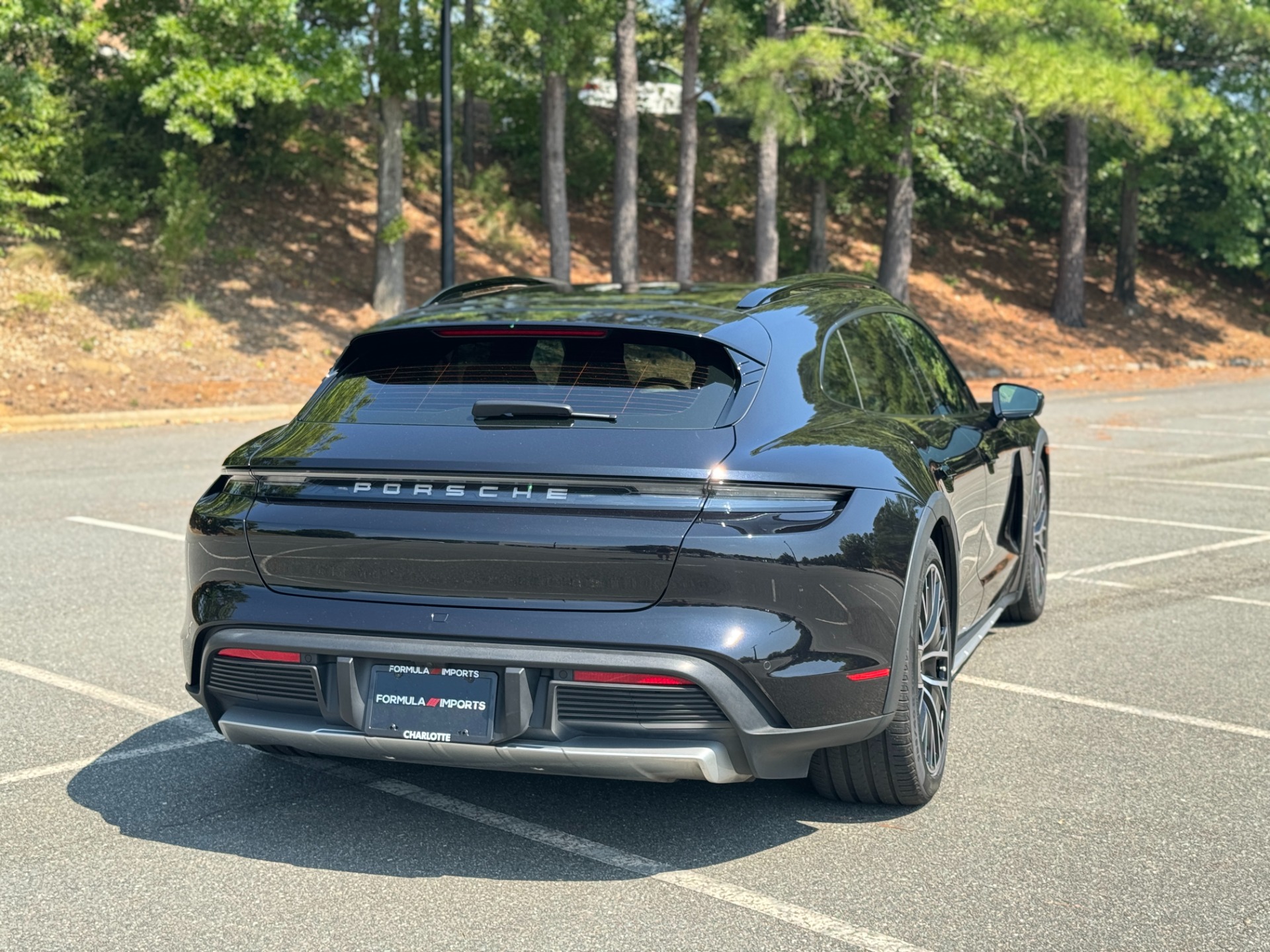 Used 2021 Porsche Taycan 4 Cross Turismo PDLS LIGHTING / SPORT SEATS / TURBO S WHEELS for sale Sold at Formula Imports in Charlotte NC 28227 11