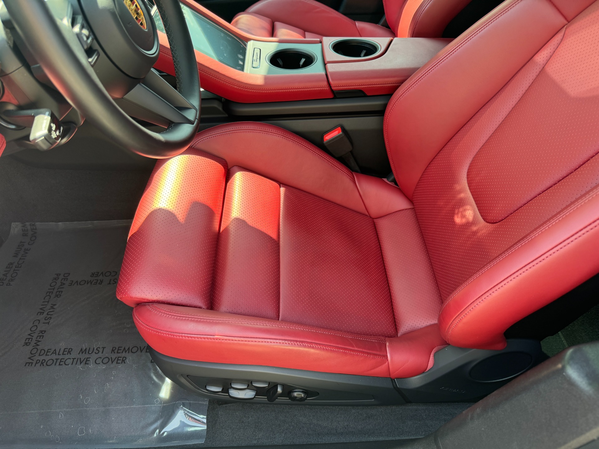 Used 2021 Porsche Taycan 4 Cross Turismo PDLS LIGHTING / SPORT SEATS / TURBO S WHEELS for sale Sold at Formula Imports in Charlotte NC 28227 25