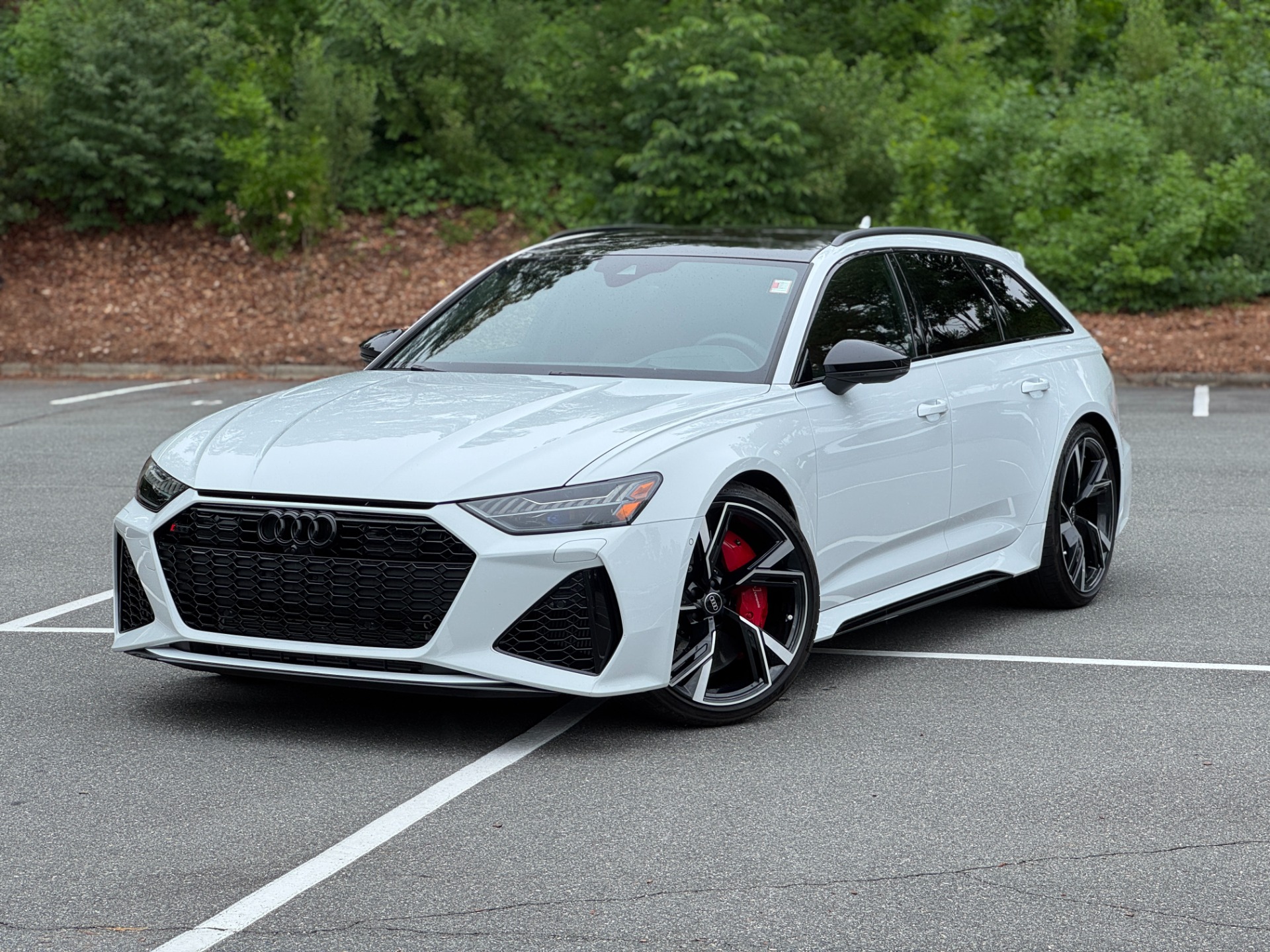 2022 Audi RS 6 Avant -'s photo