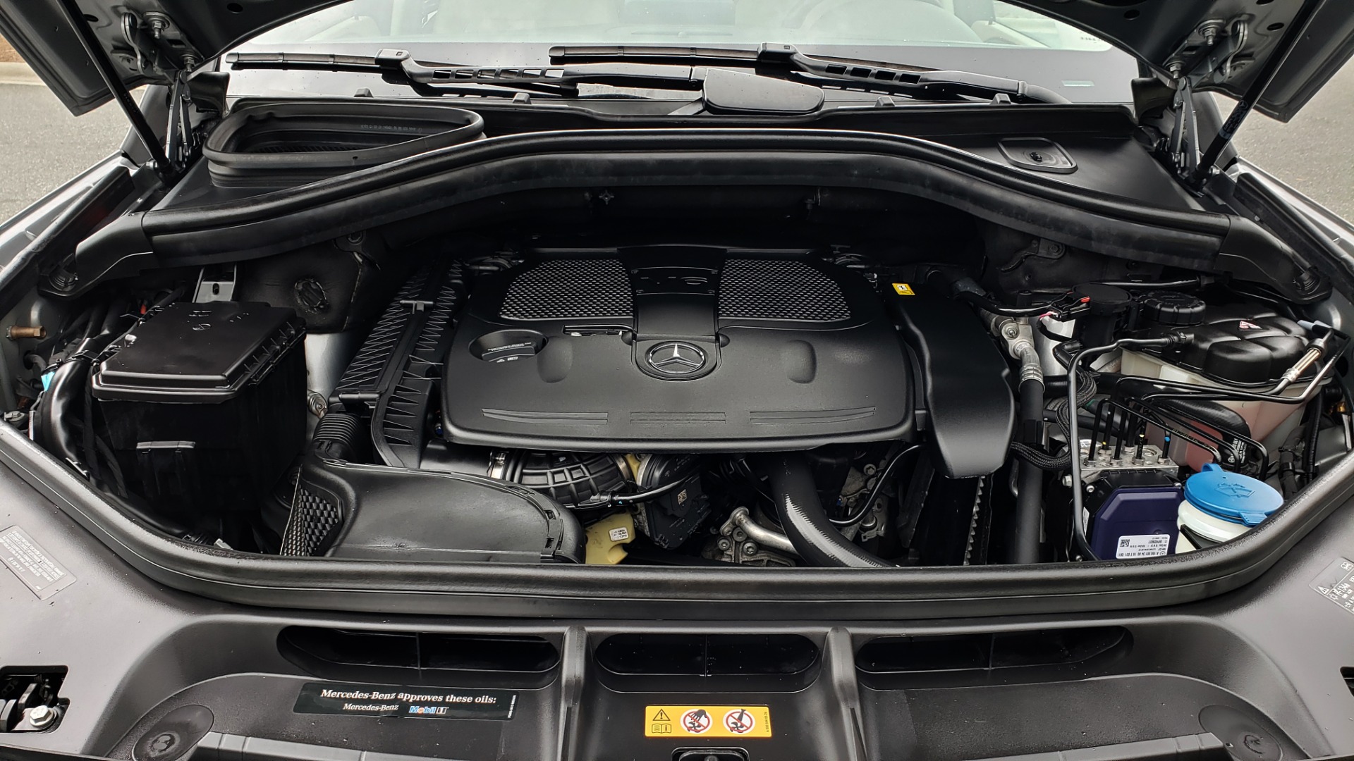 Used 2016 Mercedes-Benz GLE 350 4MATIC / PREMIUM / LIGHTING / NAV / SUNROOF / HTD STS / REAR for sale Sold at Formula Imports in Charlotte NC 28227 12