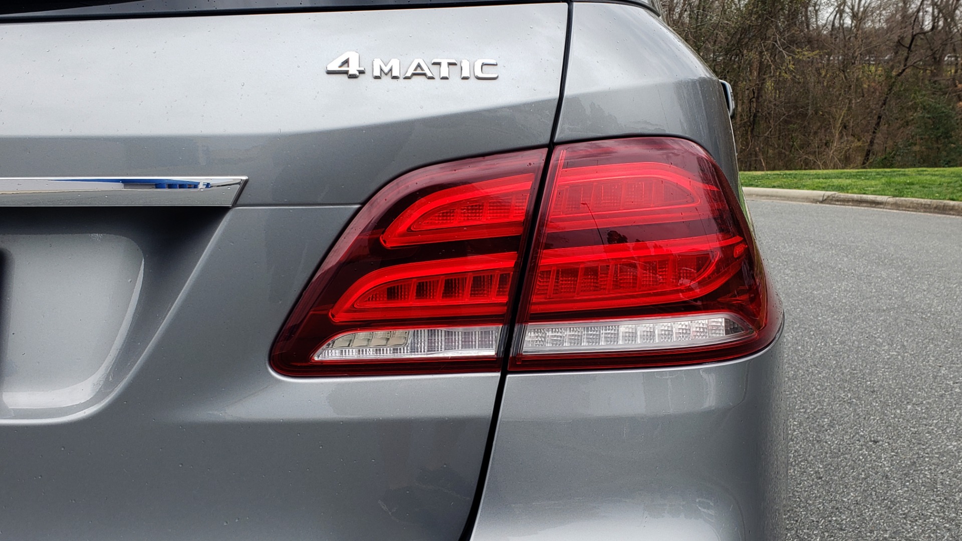 Used 2016 Mercedes-Benz GLE 350 4MATIC / PREMIUM / LIGHTING / NAV / SUNROOF / HTD STS / REAR for sale Sold at Formula Imports in Charlotte NC 28227 31