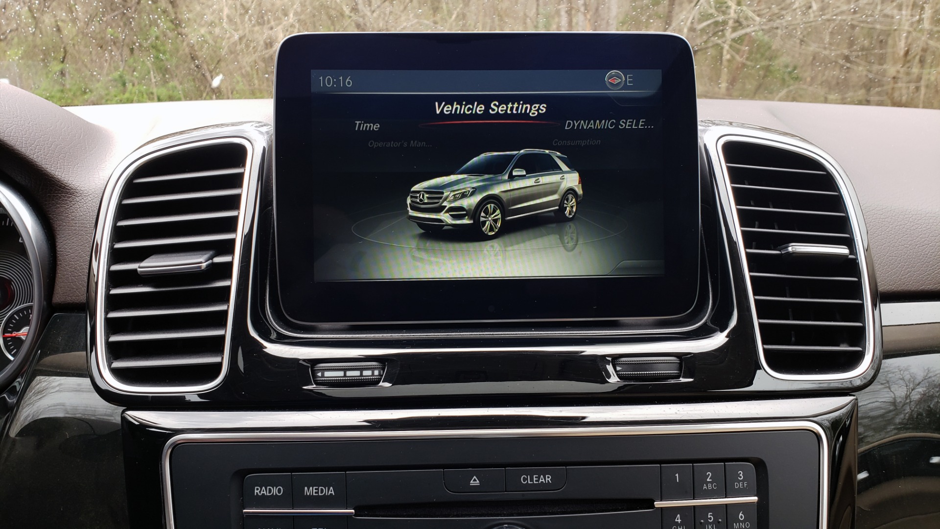 Used 2016 Mercedes-Benz GLE 350 4MATIC / PREMIUM / LIGHTING / NAV / SUNROOF / HTD STS / REAR for sale Sold at Formula Imports in Charlotte NC 28227 47