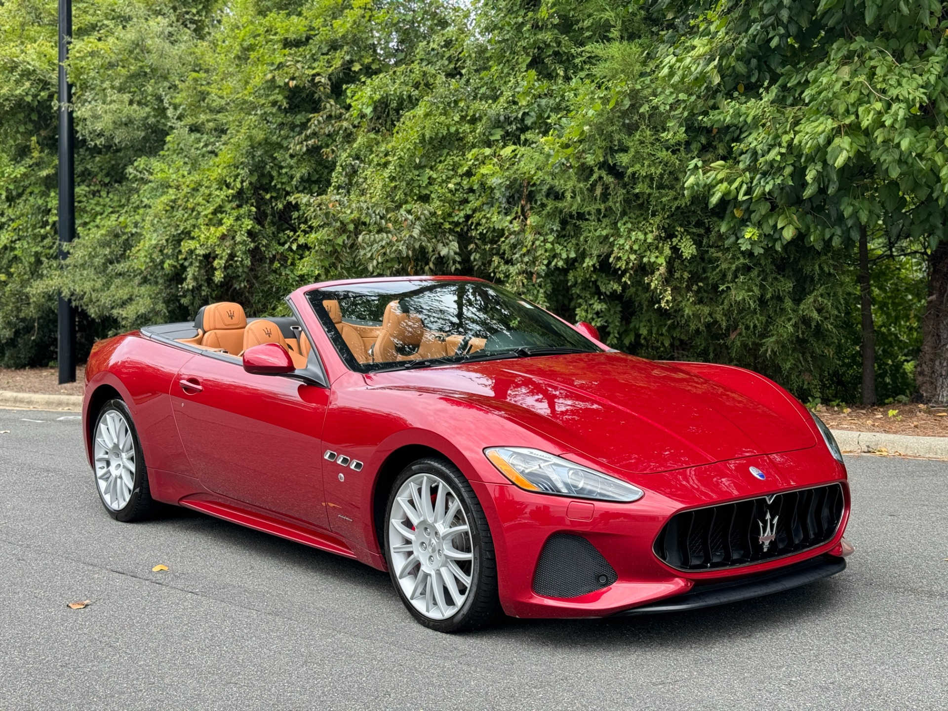 Used 2018 Maserati GranTurismo Convertible SPORT/20 MC WHEELS/GLOSS TRIM for sale Sold at Formula Imports in Charlotte NC 28227 18