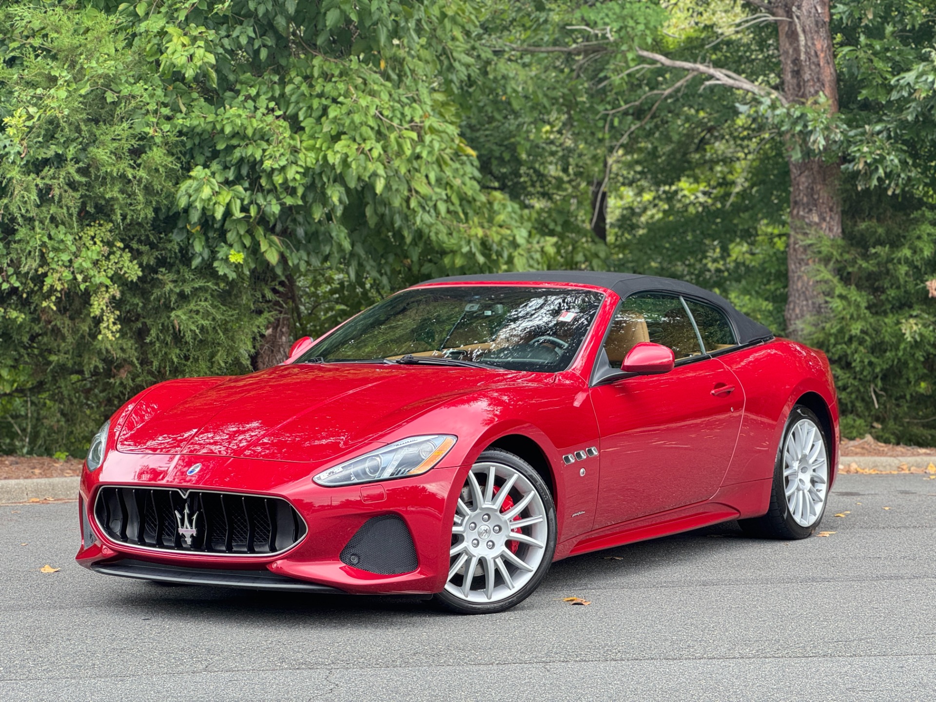 Used 2018 Maserati GranTurismo Convertible SPORT/20 MC WHEELS/GLOSS TRIM for sale Sold at Formula Imports in Charlotte NC 28227 1