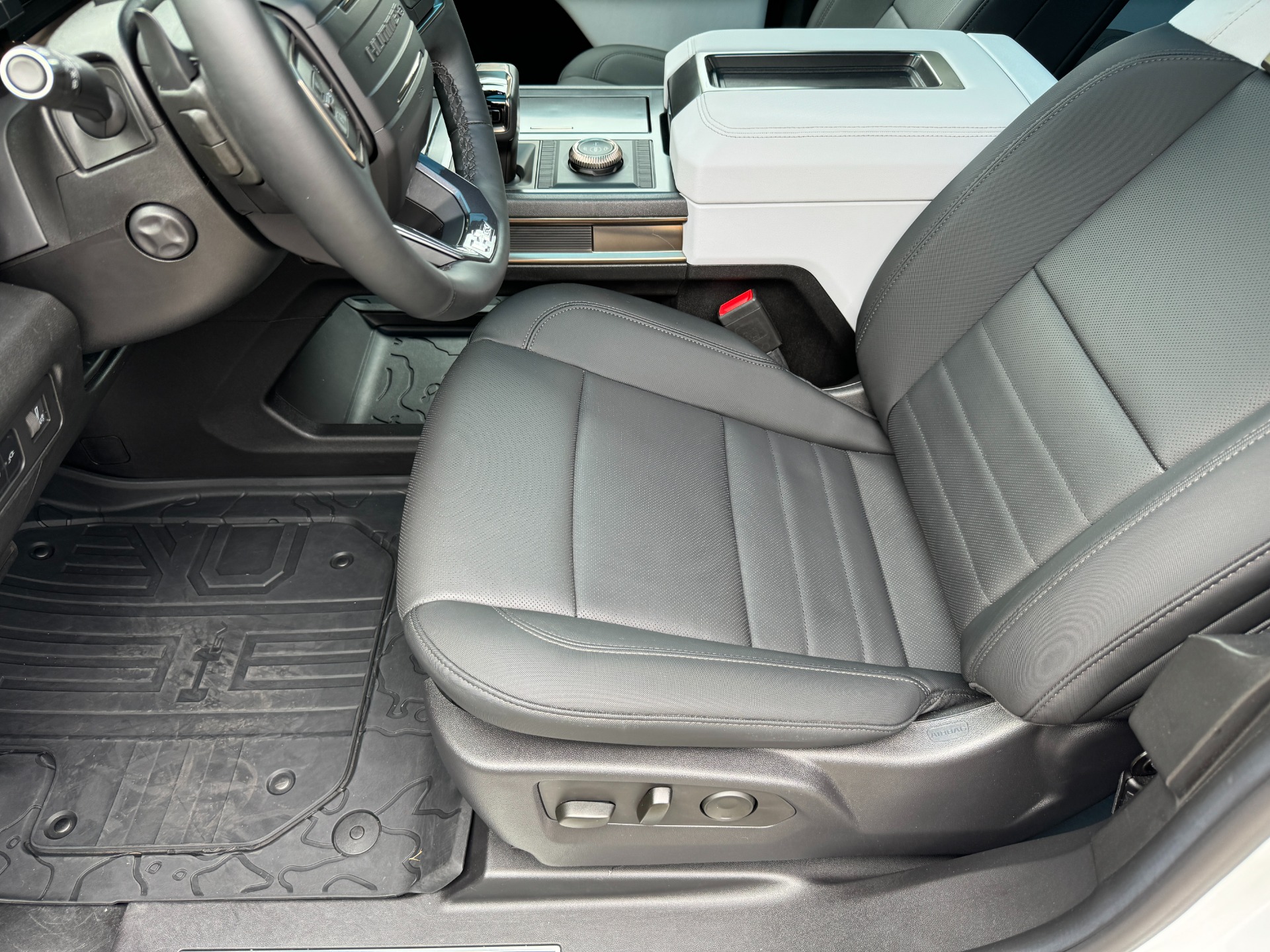 Used 2023 GMC HUMMER EV Pickup Edition 1 EDITION 1 PKG for sale Sold at Formula Imports in Charlotte NC 28227 30