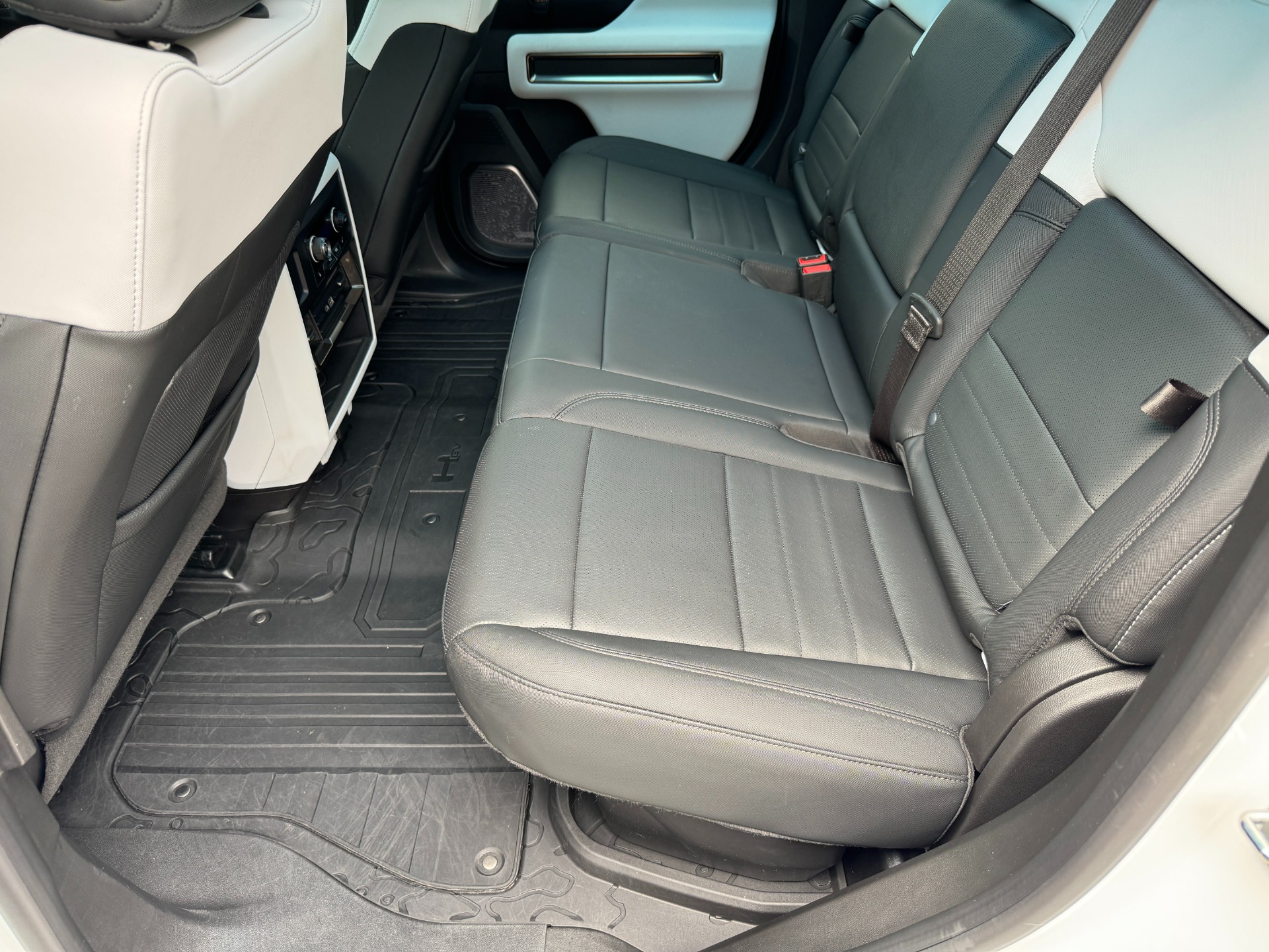Used 2023 GMC HUMMER EV Pickup Edition 1 EDITION 1 PKG for sale Sold at Formula Imports in Charlotte NC 28227 49