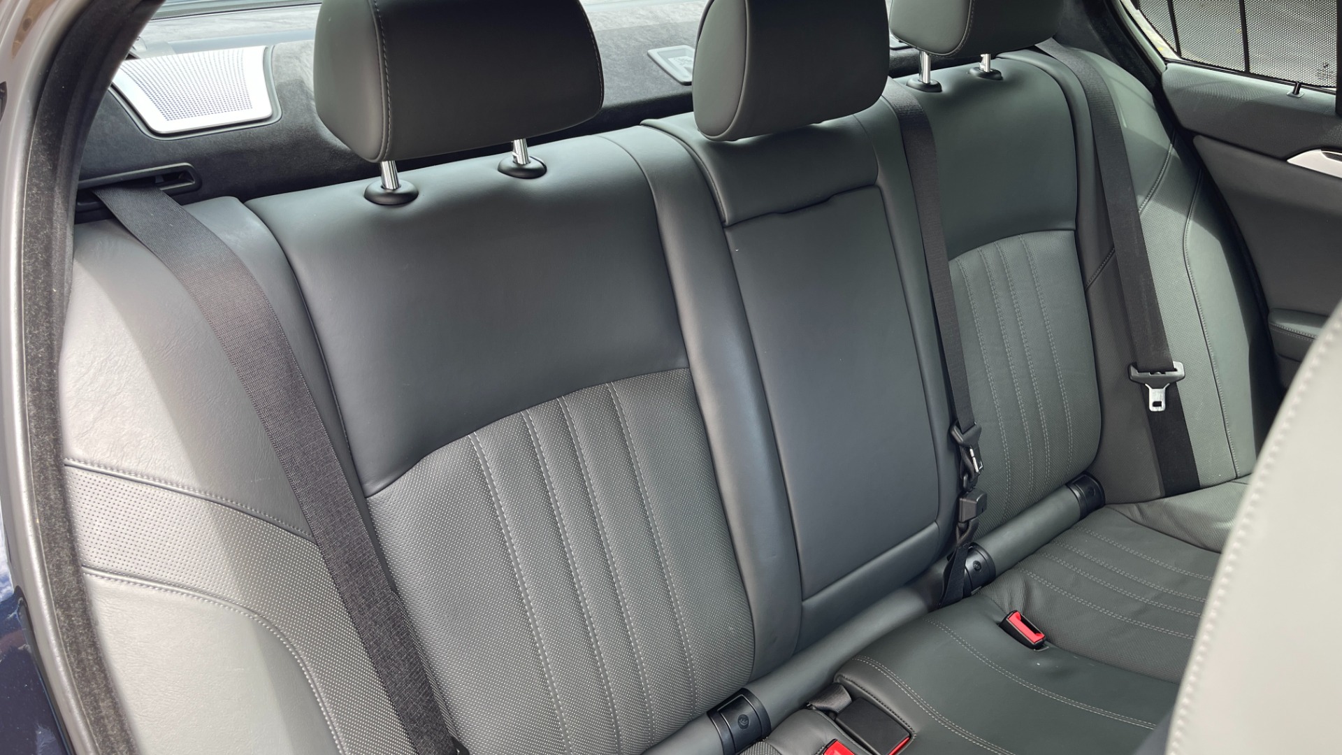 Used 2013 BMW M5 EXECUTIVE PKG / DRVR ASST / NAV / SUNROOF / REARVIEW for sale Sold at Formula Imports in Charlotte NC 28227 104