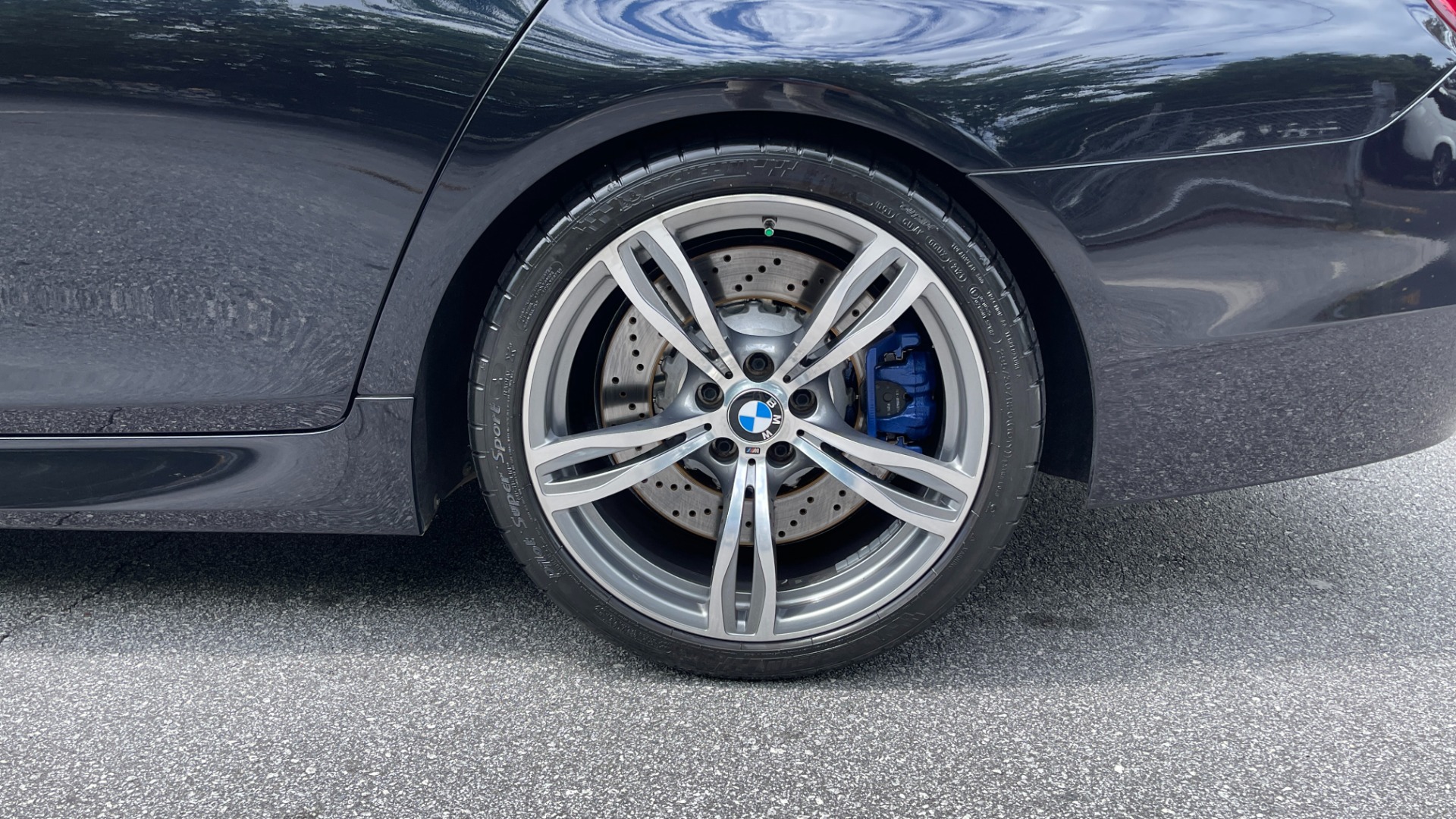 Used 2013 BMW M5 EXECUTIVE PKG / DRVR ASST / NAV / SUNROOF / REARVIEW for sale Sold at Formula Imports in Charlotte NC 28227 113