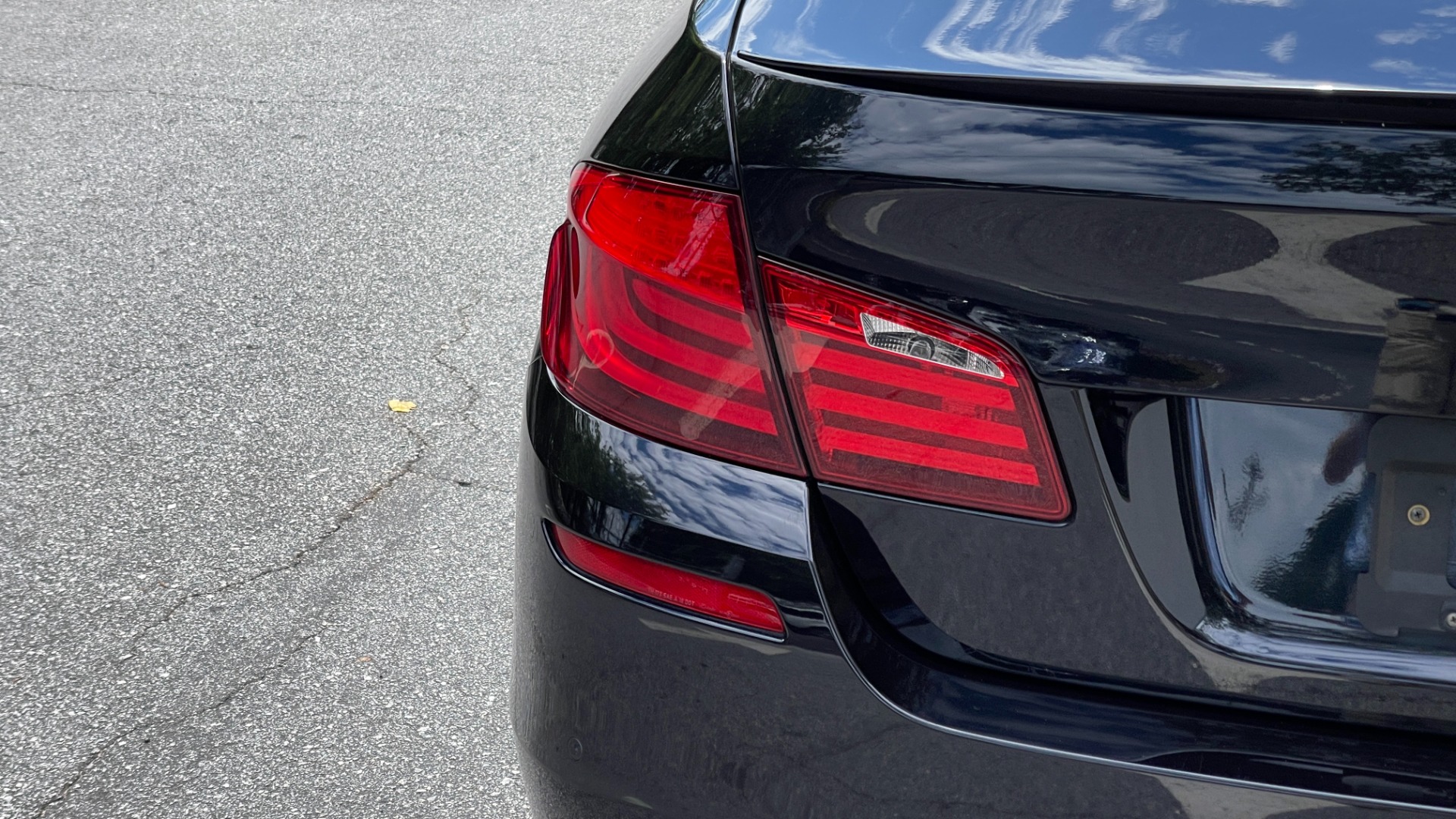 Used 2013 BMW M5 EXECUTIVE PKG / DRVR ASST / NAV / SUNROOF / REARVIEW for sale Sold at Formula Imports in Charlotte NC 28227 114
