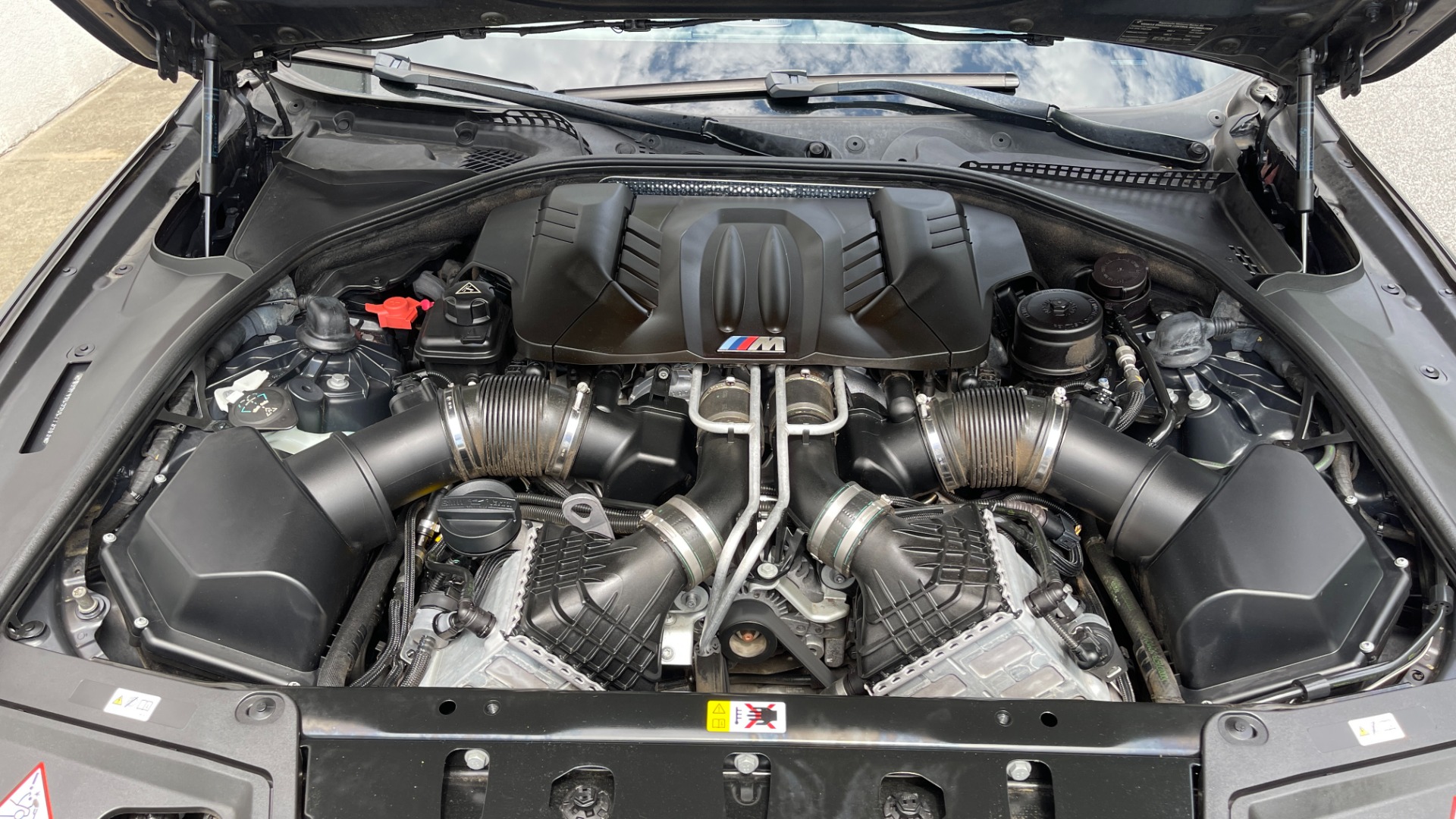 Used 2013 BMW M5 EXECUTIVE PKG / DRVR ASST / NAV / SUNROOF / REARVIEW for sale Sold at Formula Imports in Charlotte NC 28227 118