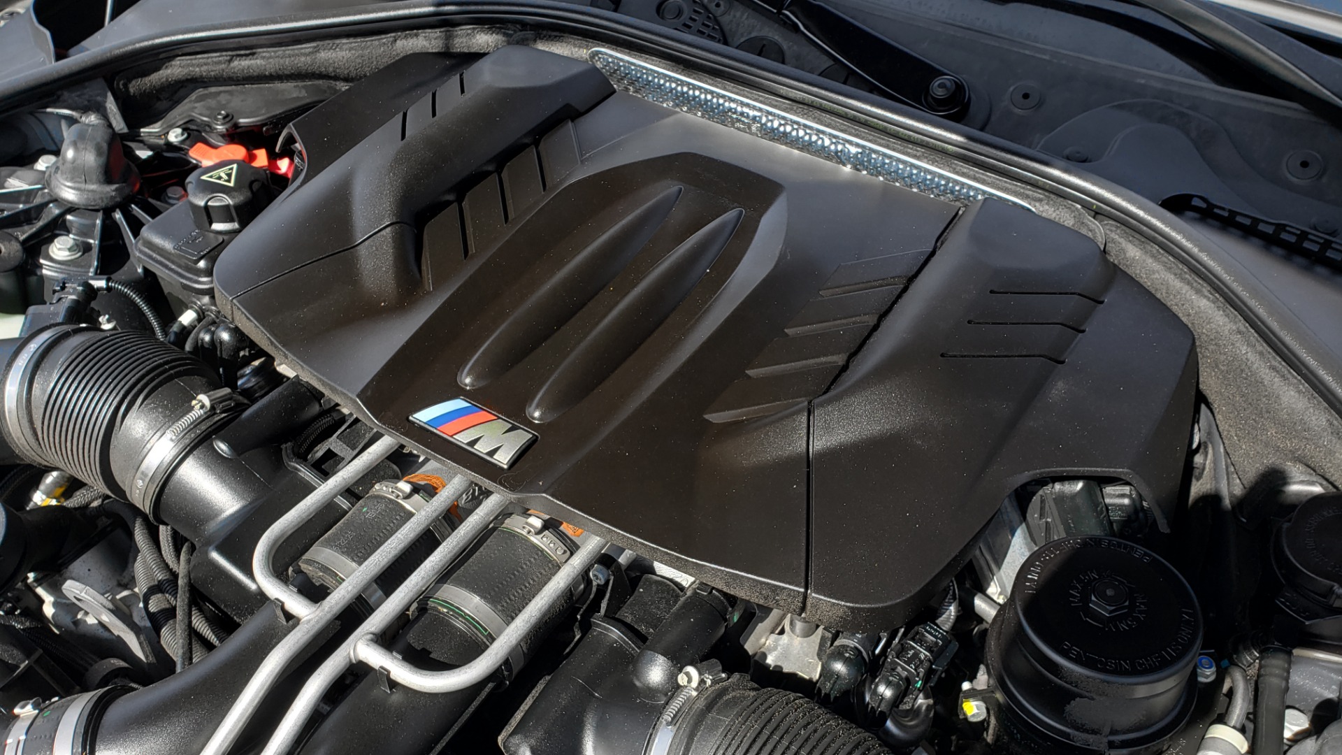 Used 2013 BMW M5 EXECUTIVE PKG / DRVR ASST / NAV / SUNROOF / REARVIEW for sale Sold at Formula Imports in Charlotte NC 28227 13